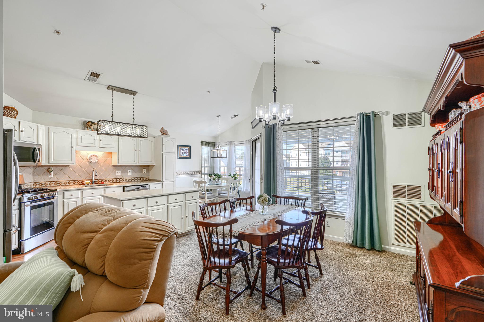 TAYLOR RIDGE - Residential