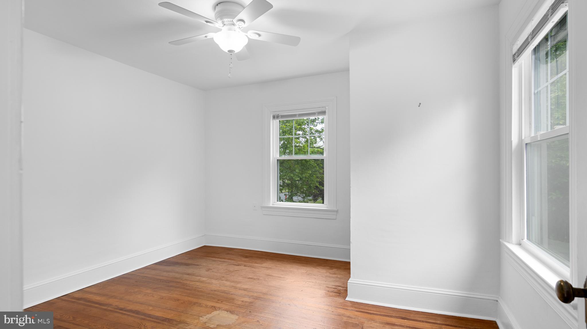 DOWNTOWN EASTON - Residential Lease