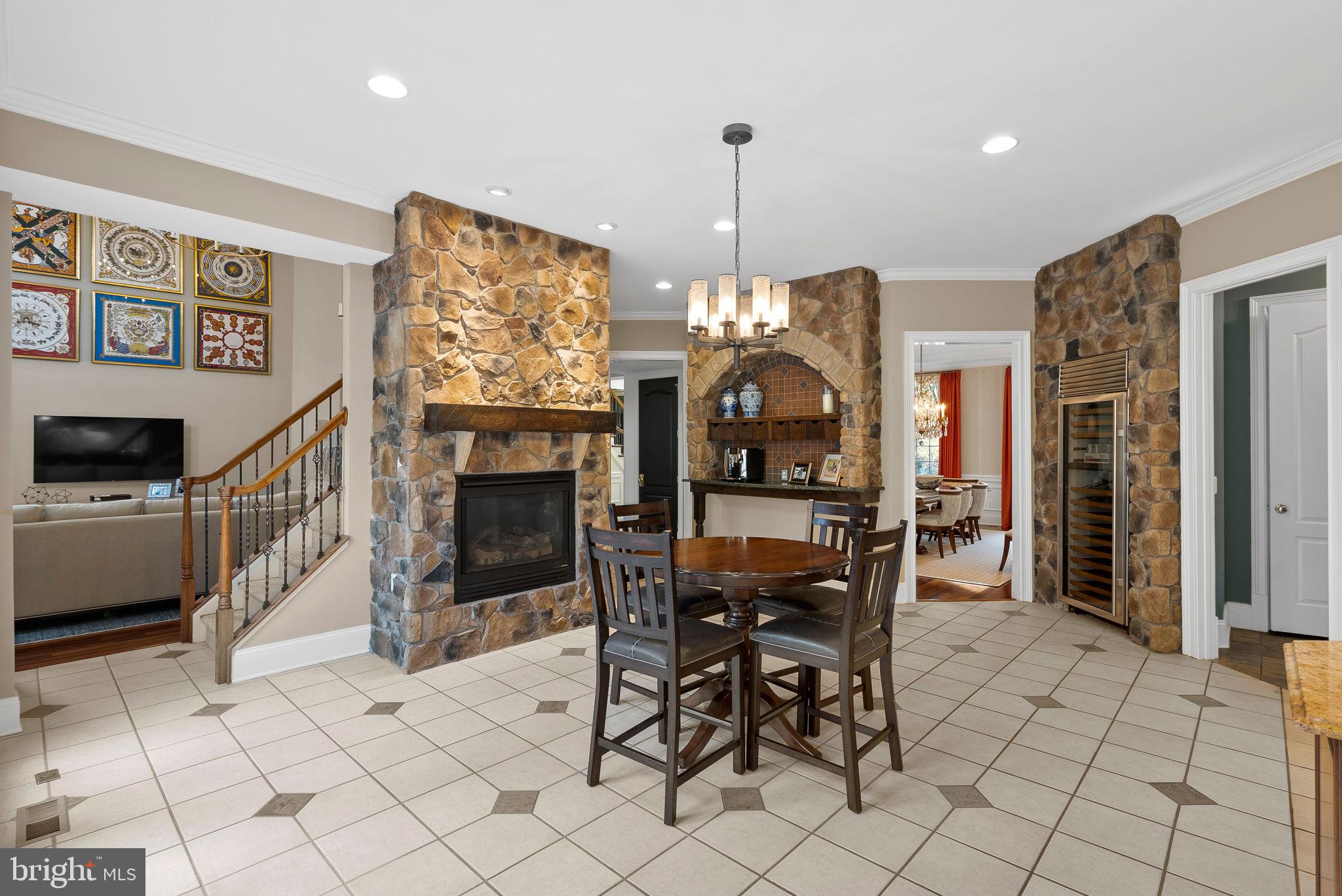 BELMONT COUNTRY CLUB - Residential