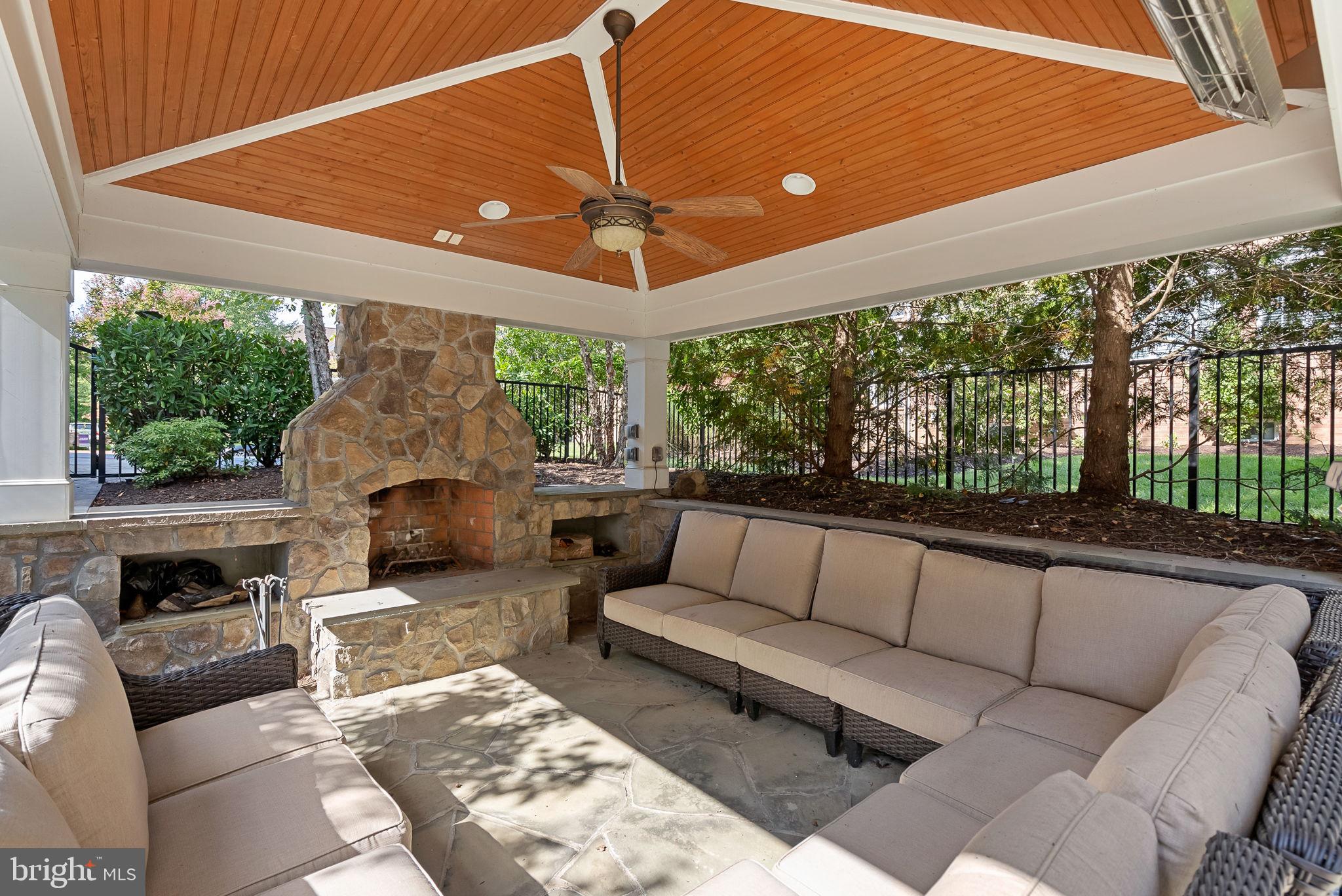 BELMONT COUNTRY CLUB - Residential