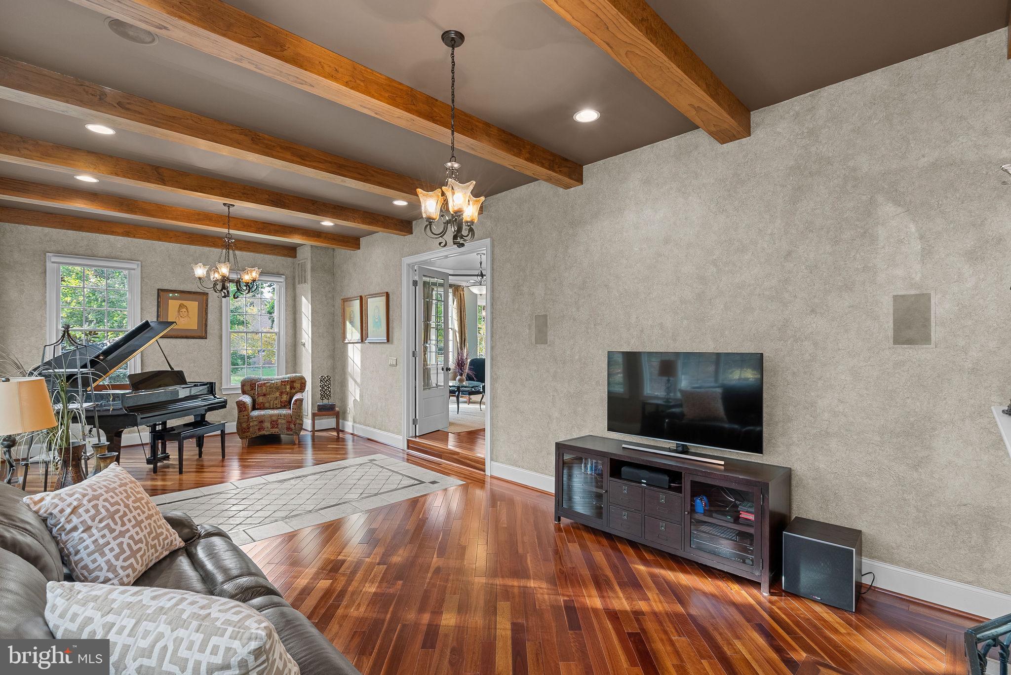 BELMONT COUNTRY CLUB - Residential