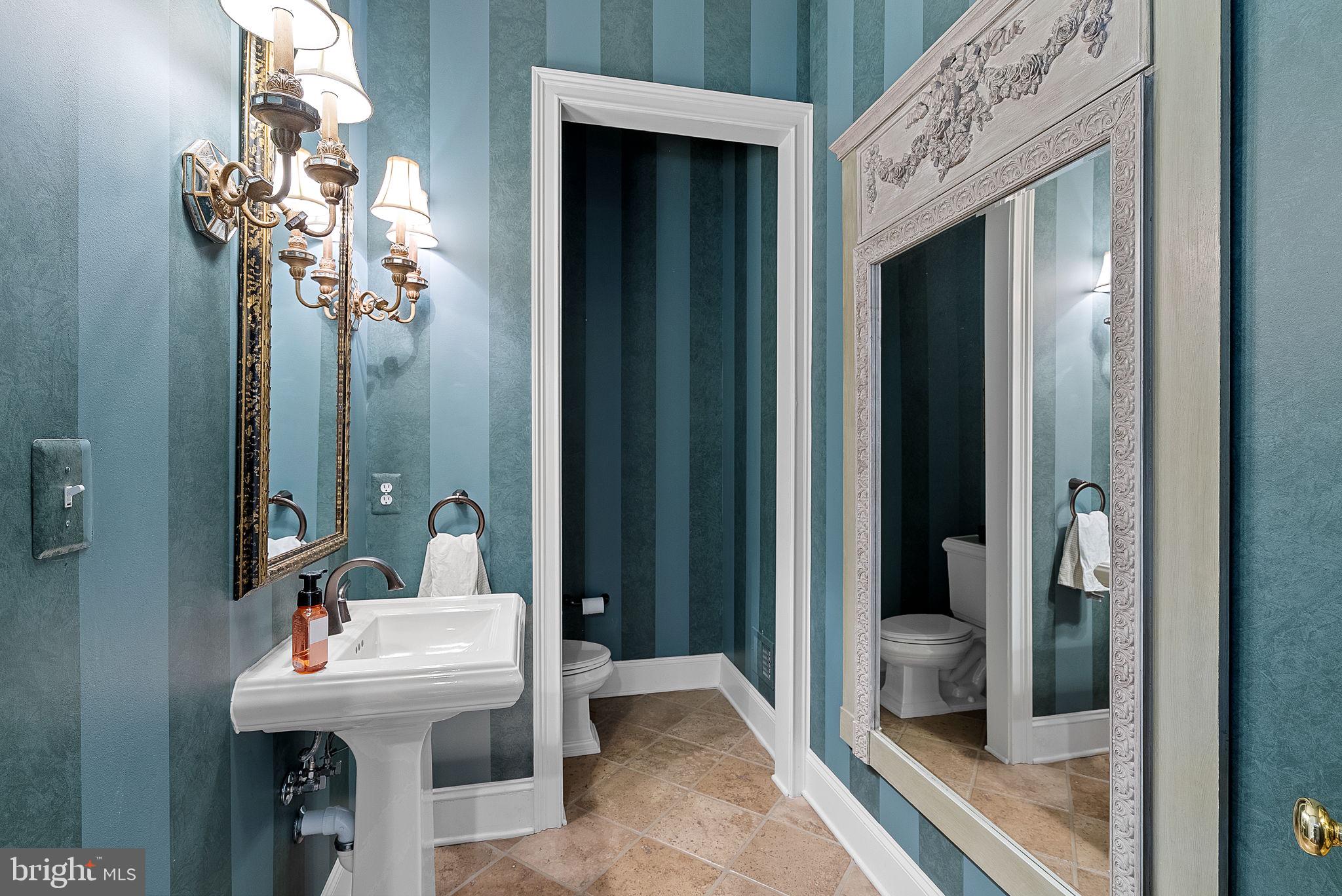 BELMONT COUNTRY CLUB - Residential