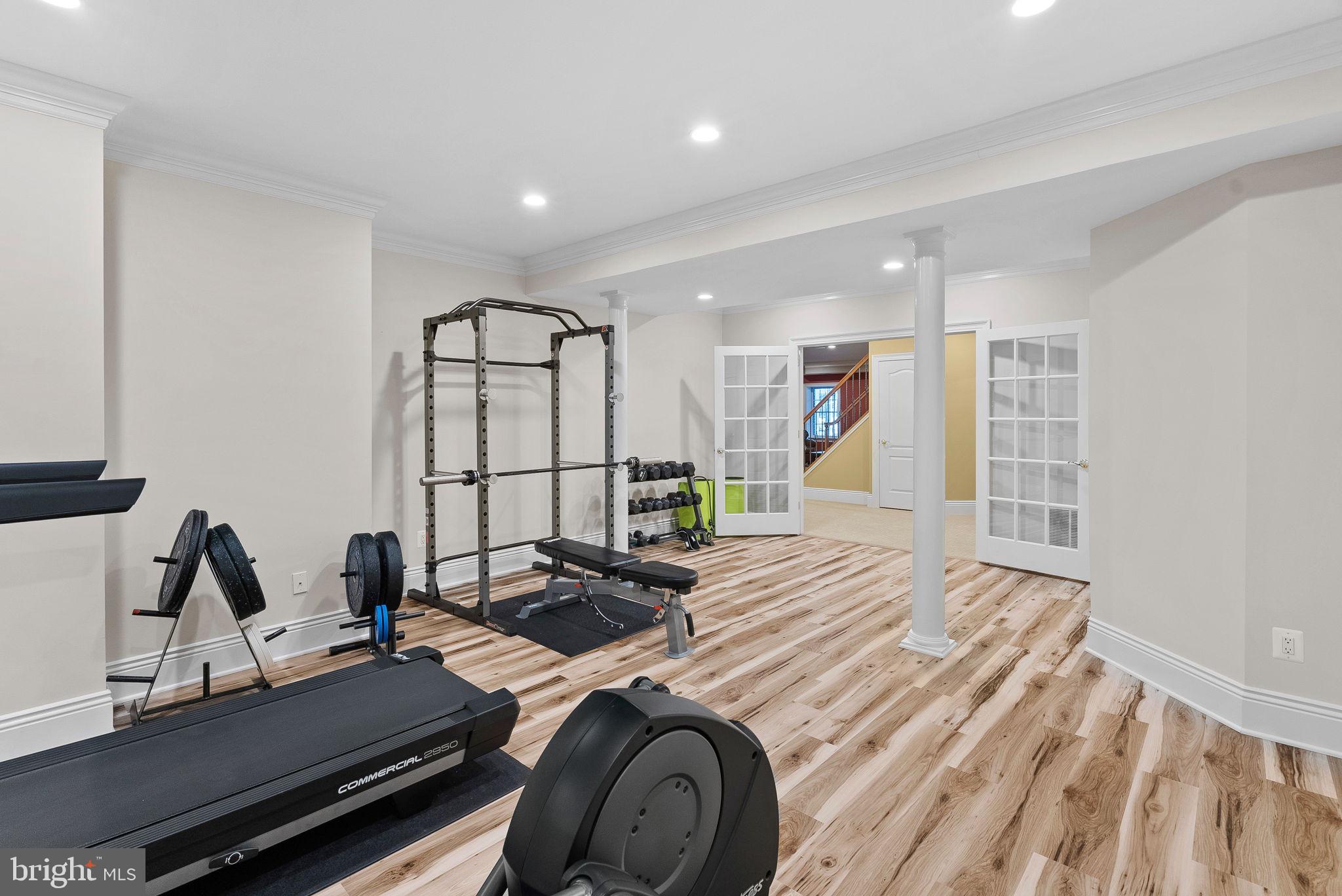 BELMONT COUNTRY CLUB - Residential