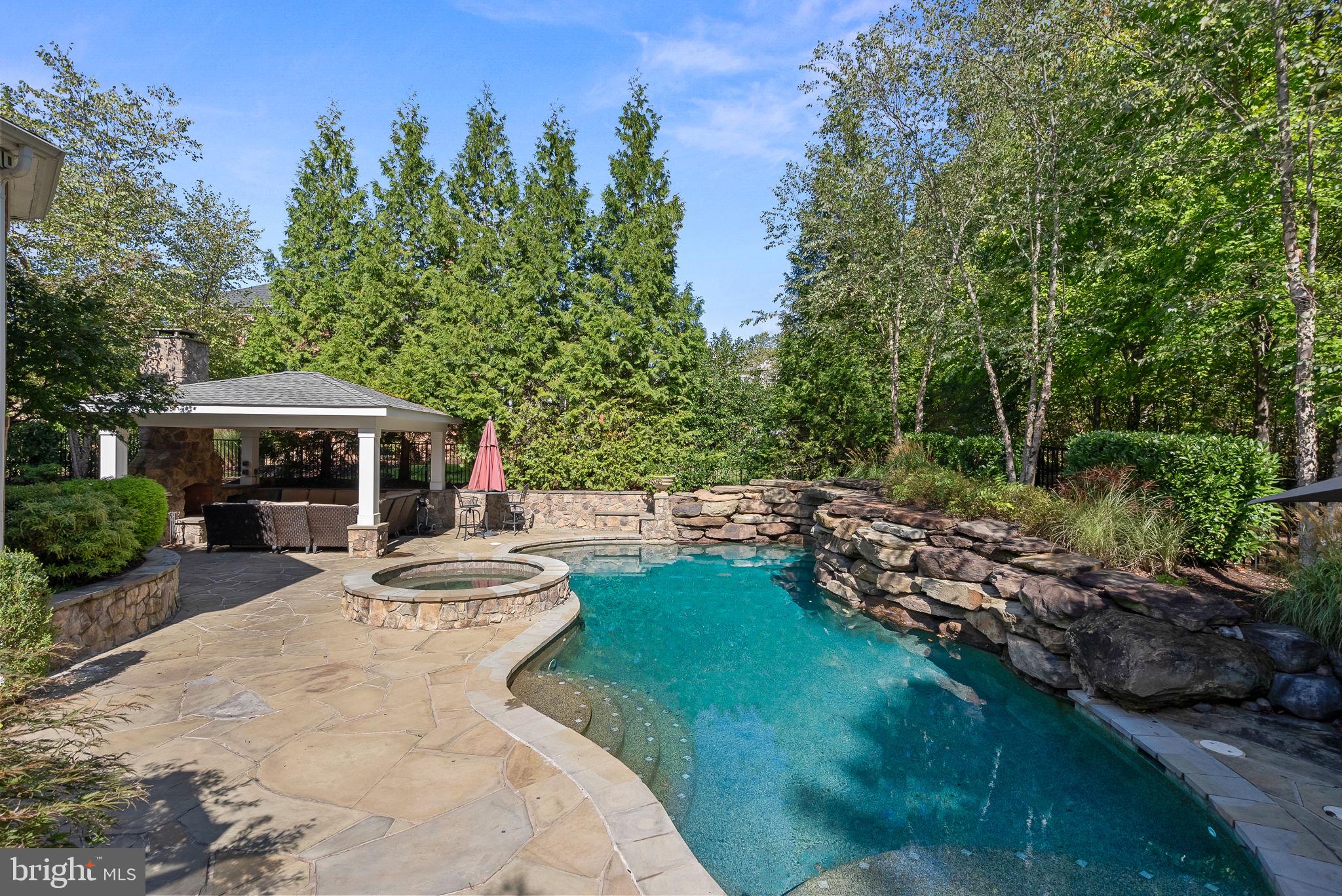 BELMONT COUNTRY CLUB - Residential