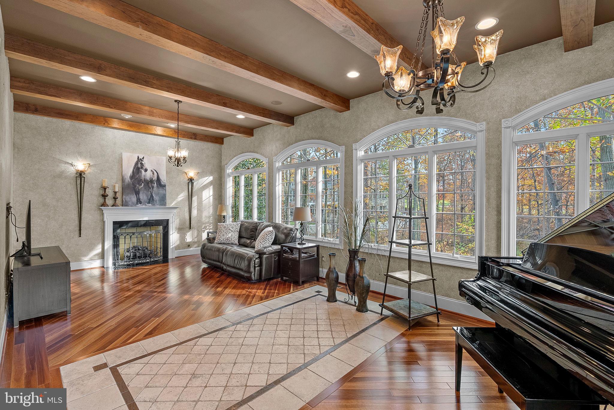 BELMONT COUNTRY CLUB - Residential