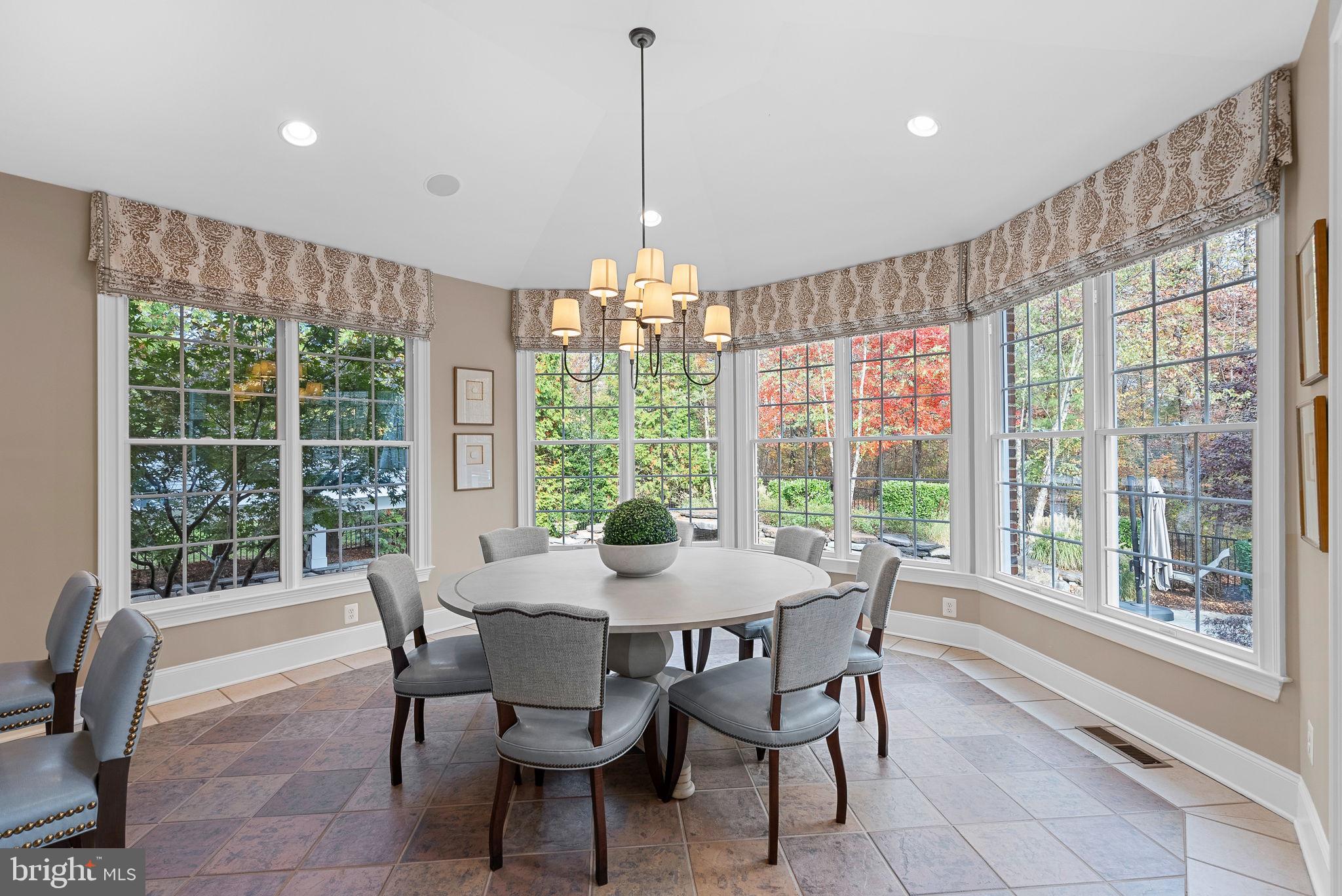 BELMONT COUNTRY CLUB - Residential