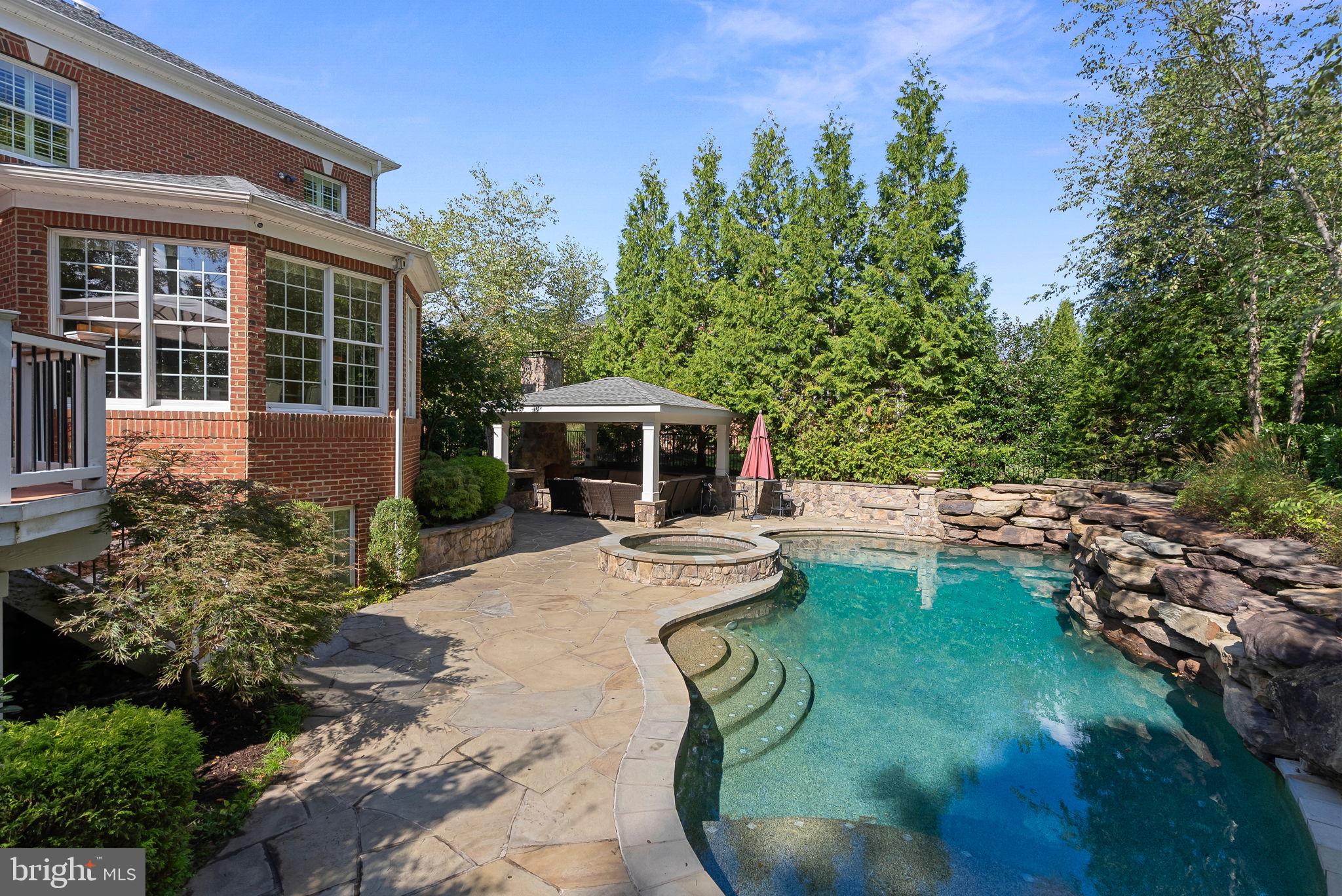 BELMONT COUNTRY CLUB - Residential