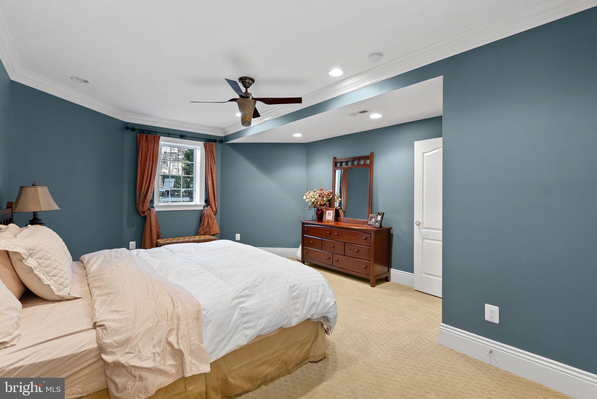 BELMONT COUNTRY CLUB - Residential