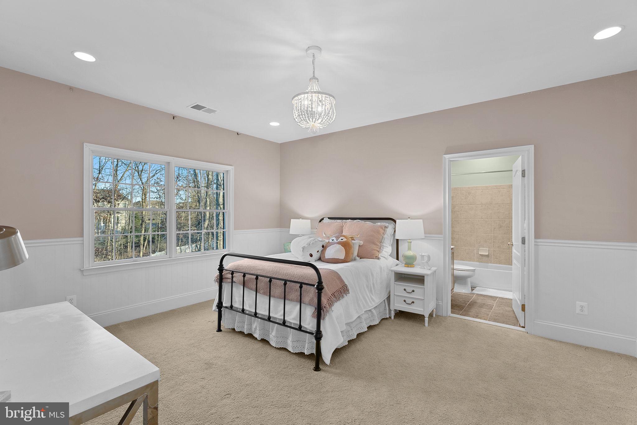 BELMONT COUNTRY CLUB - Residential