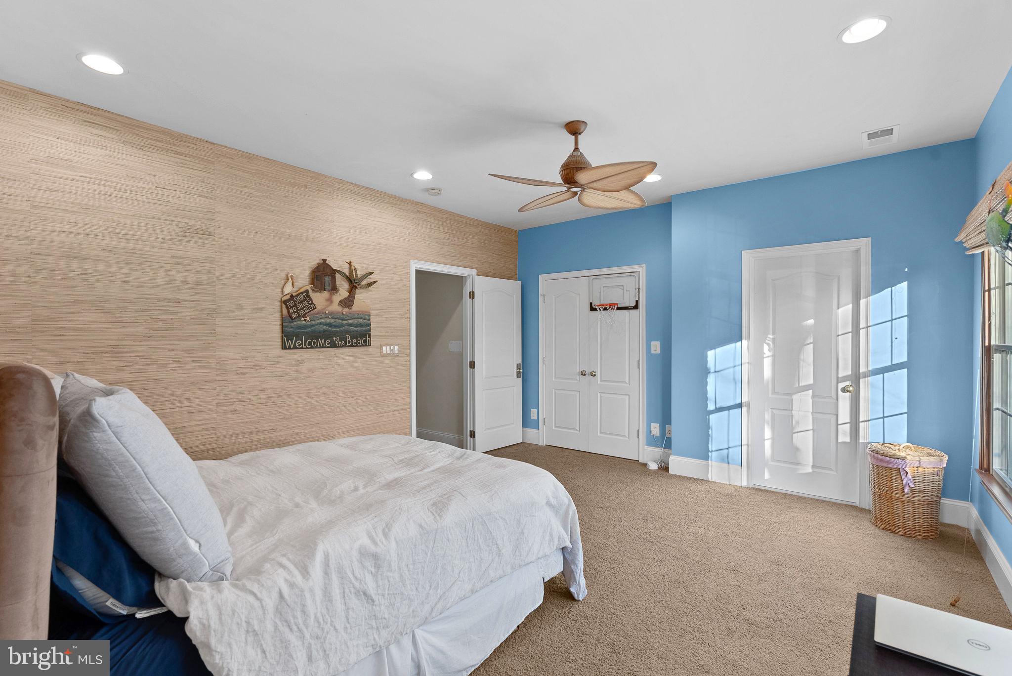 BELMONT COUNTRY CLUB - Residential