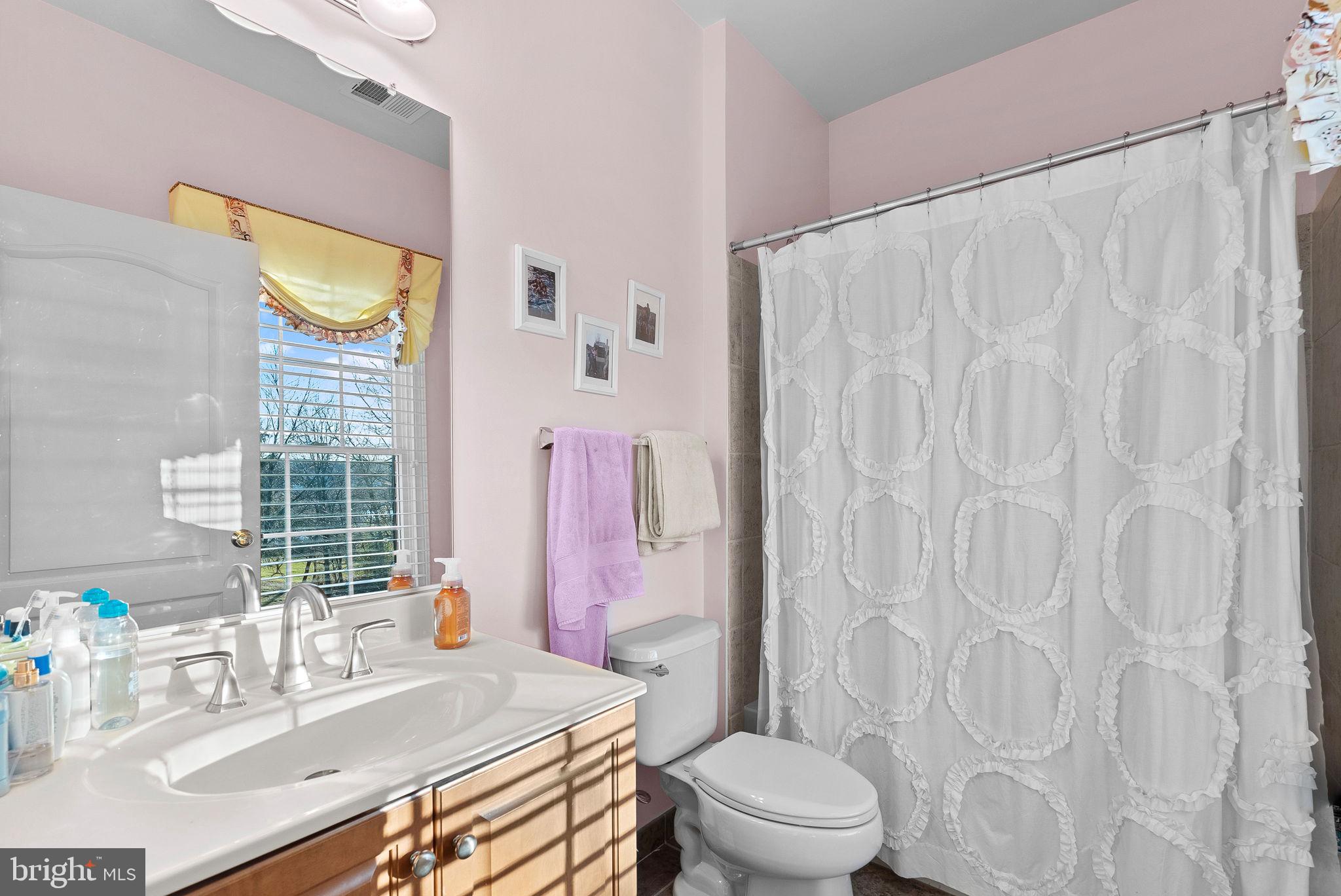 BELMONT COUNTRY CLUB - Residential