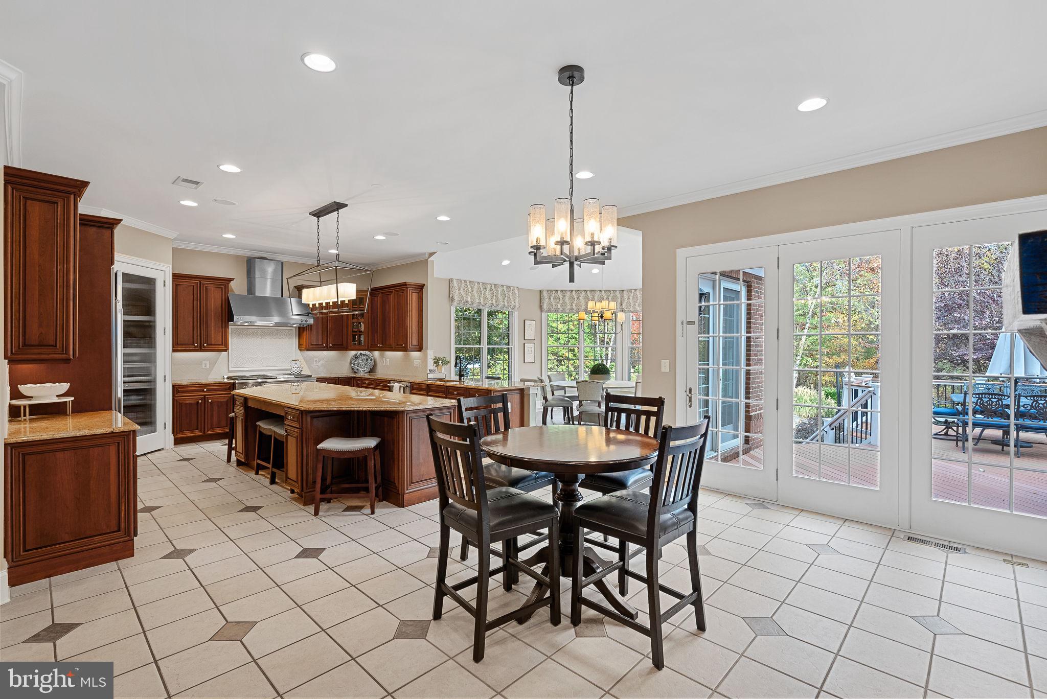 BELMONT COUNTRY CLUB - Residential