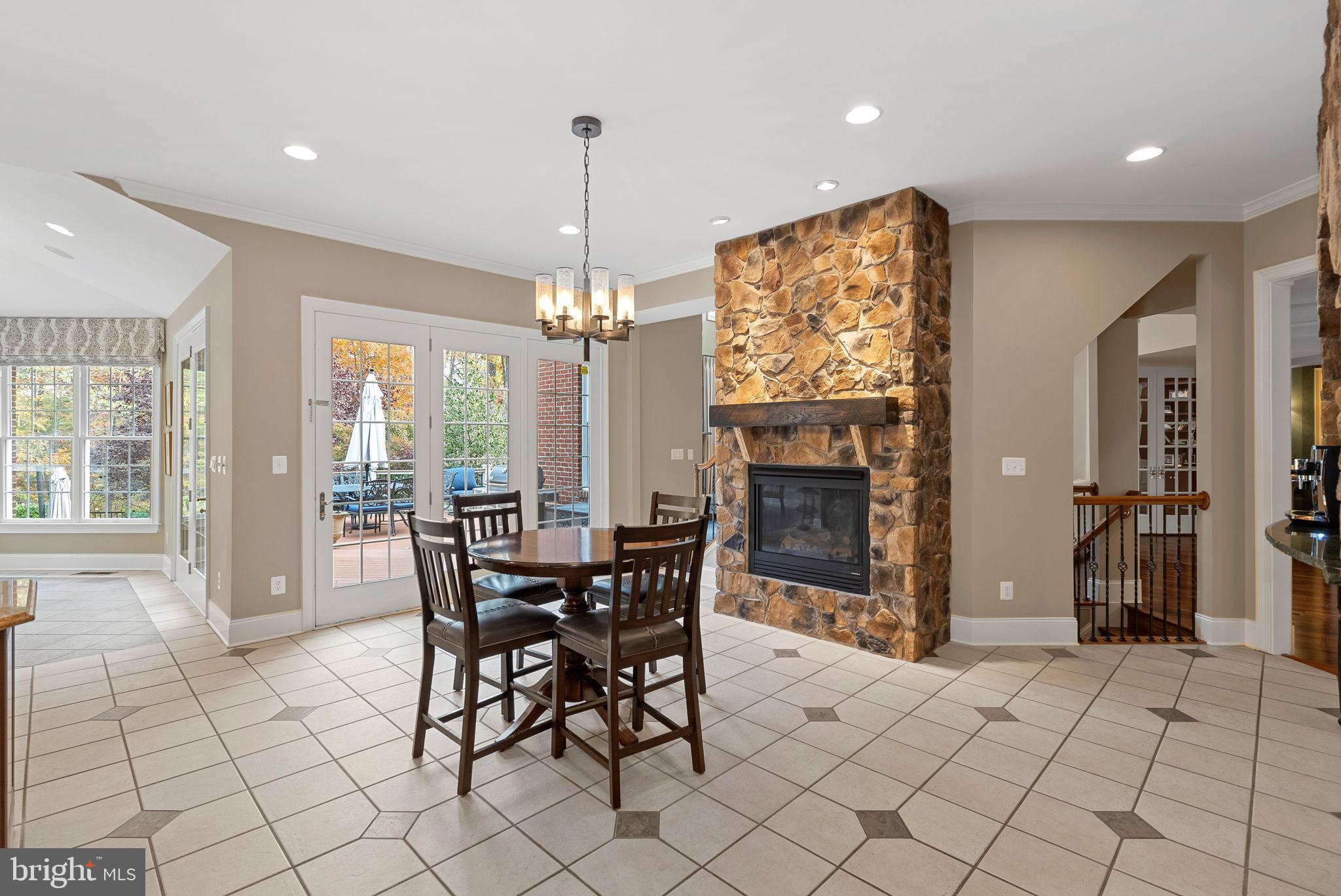 BELMONT COUNTRY CLUB - Residential