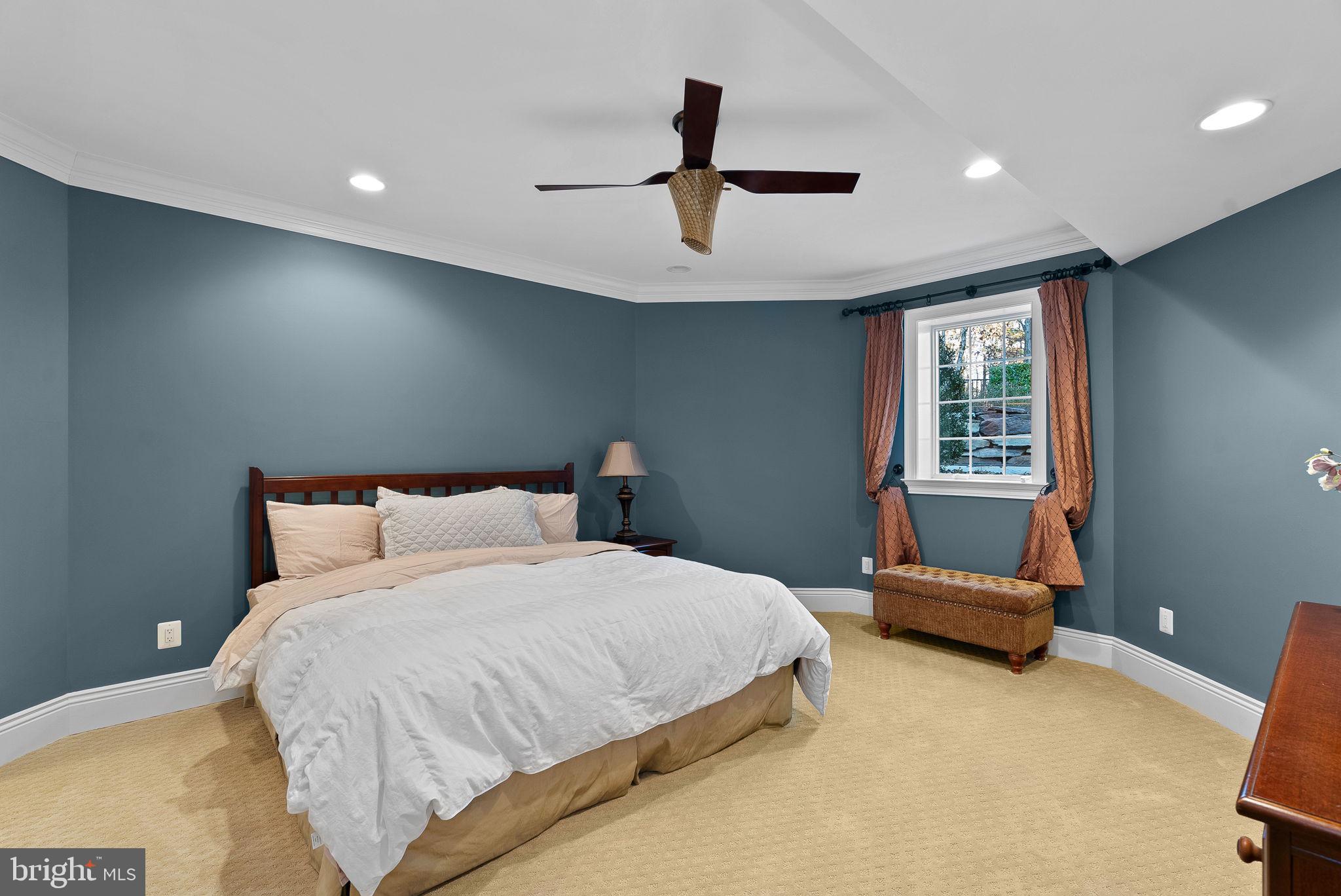 BELMONT COUNTRY CLUB - Residential