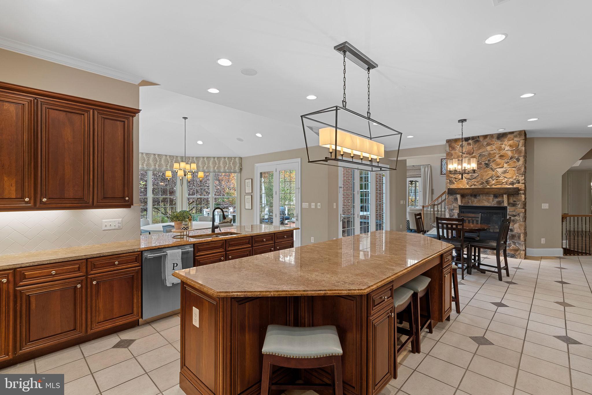 BELMONT COUNTRY CLUB - Residential