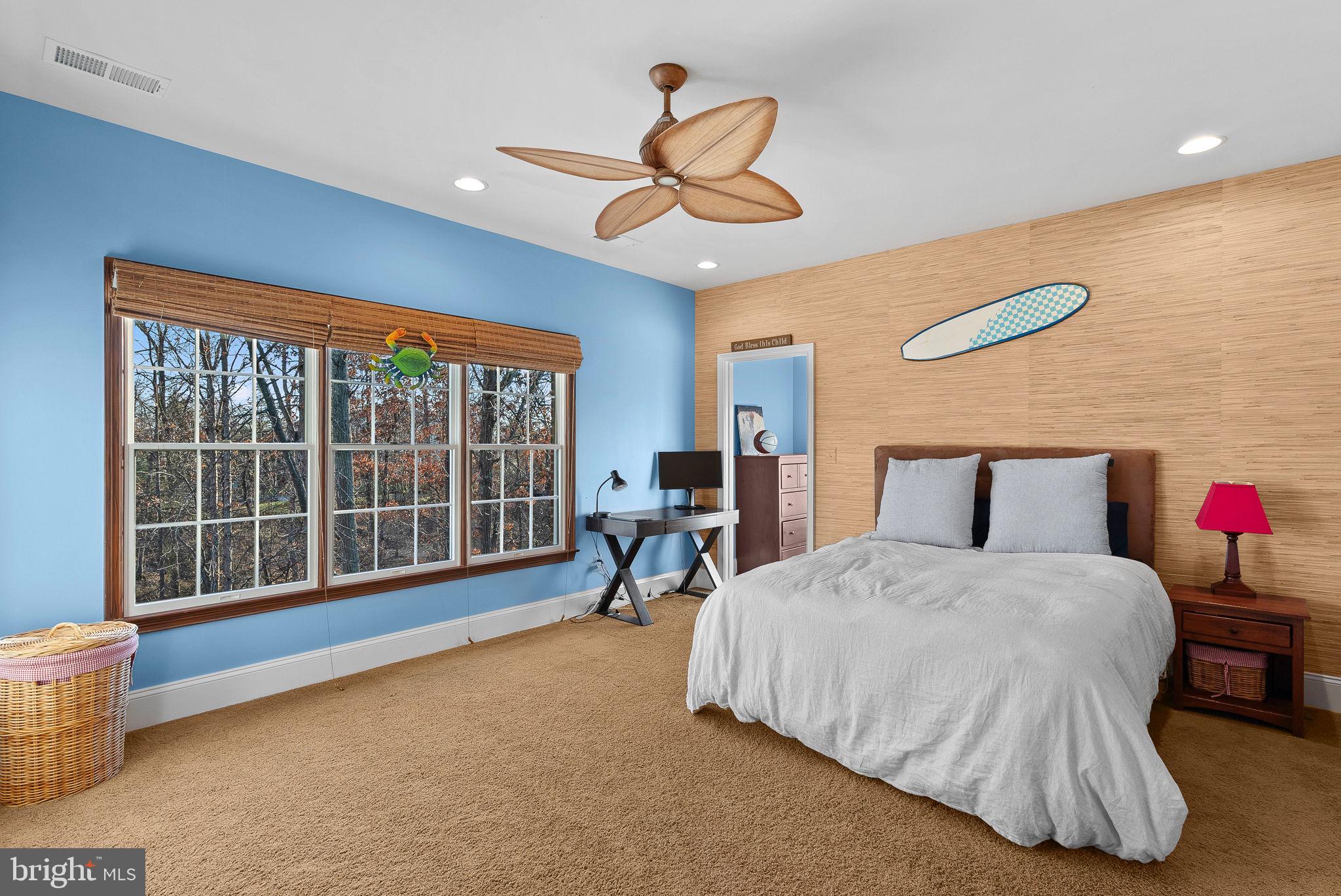 BELMONT COUNTRY CLUB - Residential