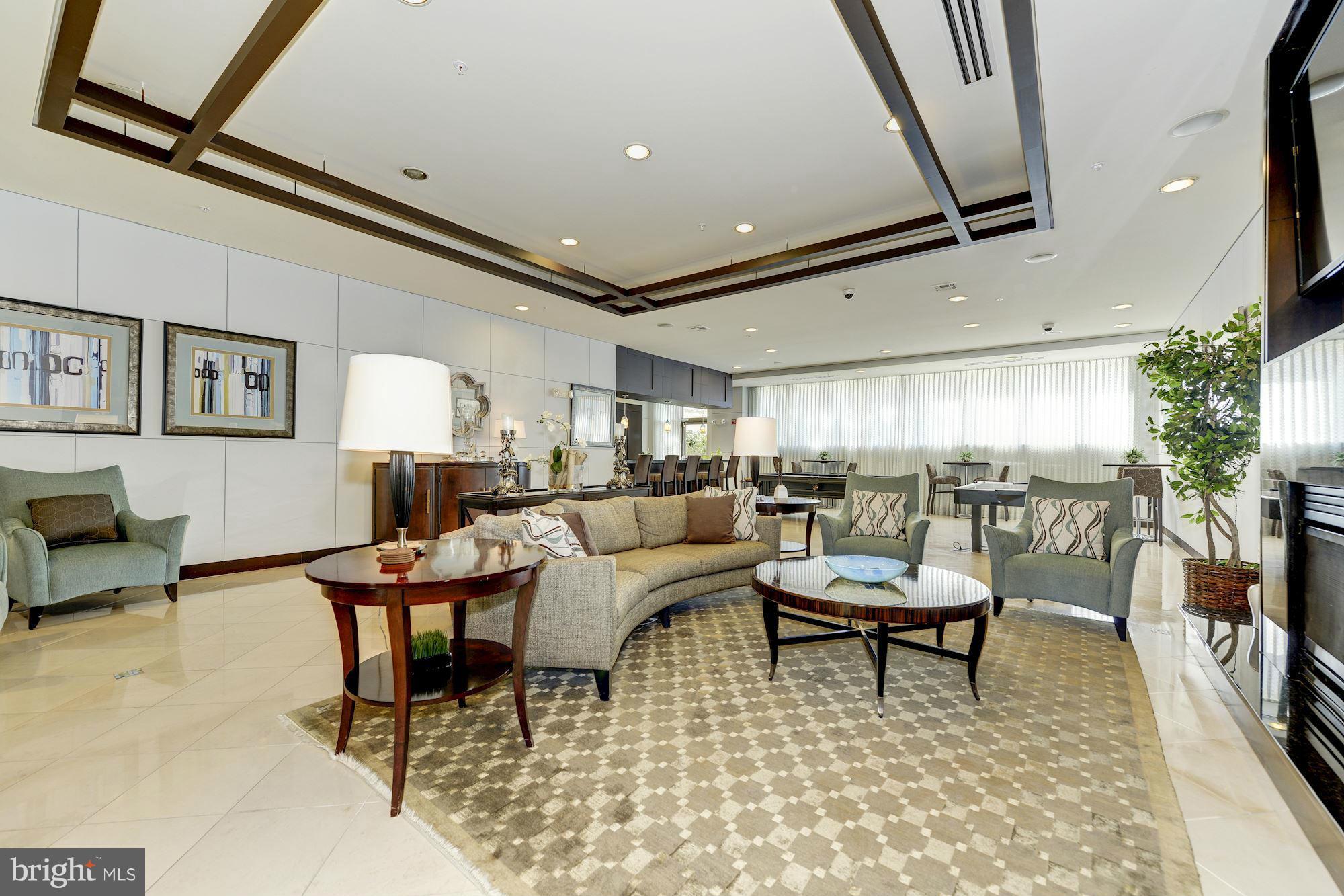 MARKET STREET AT TOWN CENTER - Residential