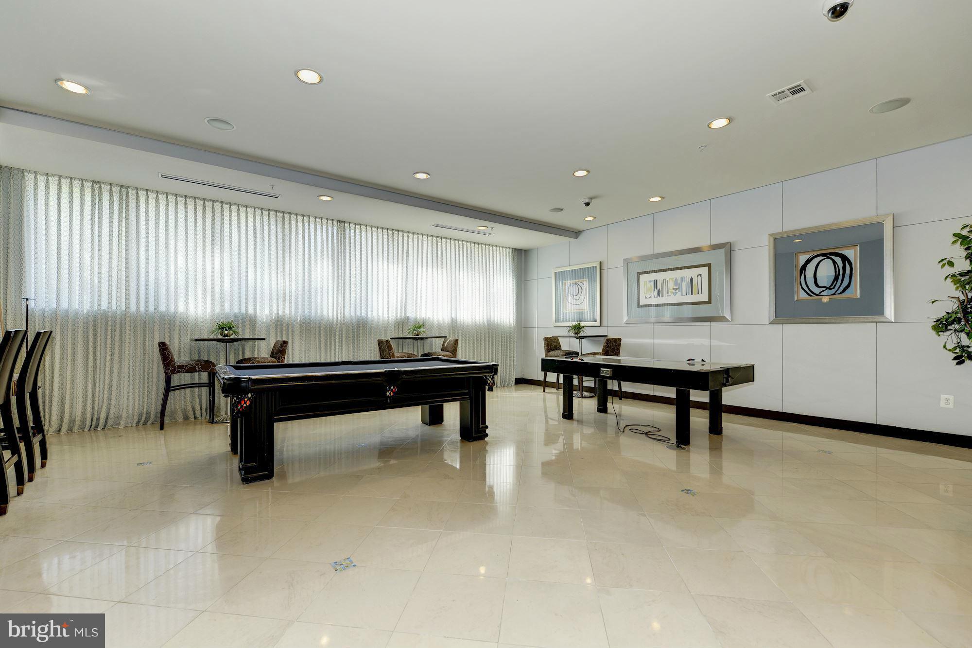 MARKET STREET AT TOWN CENTER - Residential