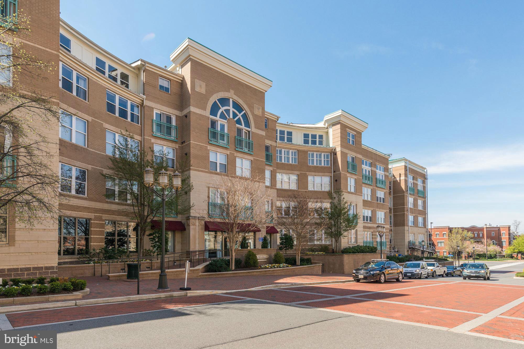 MARKET STREET AT TOWN CENTER - Residential