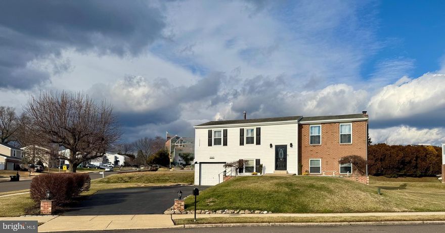 BEAUTIFUL UPDATED CORNER PROPERTY IN VERY DESIRABLE NESHAMINY VALLEY SUBDIVISION.  PROPERTY OFFERS ABOUT AN EXTRA 700 SQUARE FEET OF FINISHED LIVING AREA ADDED TO THE 1138 SQ. FT.  SHOWN ON PUBLIC RECORDS.  PROPERTY HAD A LOT OF UPGRADES IN 2024, NEW HARDWOOD FLOORS WERE INSTALLED THROUGHOUT THE MAIN FLOOR, CERAMIC FLOORS WERE INSTALLED IN KITCHEN AND FOYER.  BOTH BATHROOMS WERE UPDATED, ALL APPLIANCES WERE UPDATED, SOME OTHER COMESTICS RENOVATIONS WERE DONE TO BEDROOMS.  NEW LIGHTING WAS ADDED TO LIVING ROOM AND BEDROOMS, ELECTRICAL PANEL WAS UPDATED.  AS YOU ENTER THE FOYER GOING UP A FEW STEPS YOU WILL FIND LIVING ROOM, DINING ROOM, KITCHEN, 3 GOOD SIZE BEDROOMS WITH GOOD SIZE CLOSETS AND FULL-SIZE BATHROOM WITH DOUBLE SINK.  IN THE BOTTOM FLOOR YOU WILL FIND THE BONUS ROOM USE AS THE 4TH BEDROOM, HALF A BATHROOM, LARGE FAMILY ROOM, MUD ROOM, LAUNDRY, AT THIS LEVEL YOU CAN ACCESS THE GARAGE AND THE LARGE BACK AND SIDE YARD.  YOU WILL NOT BE DISSAPPOINTED, THIS PROPERTY OFFERS JUST THE RIGHT AMOUNT OF SPACE FOR MOST FAMILIES.  CONVENIENT LOCATION WITH SHOPPING, RESTAURANTS, WORSHIP PLACES, SCHOOLS AND EASY ACCESS TO ROUTE 1 AND I-95 AND PA TURNPIKE.  SCHEDULE YOUR APPOINTMENT TODAY!