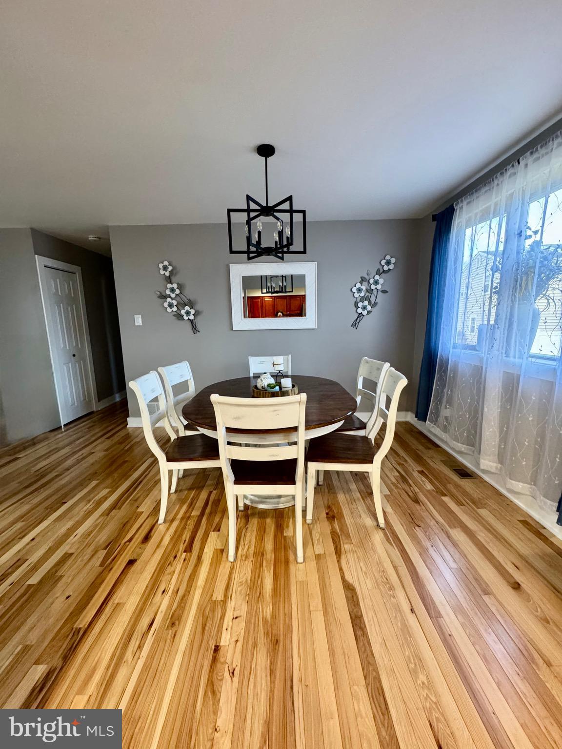 NESHAMINY VALLEY - Residential