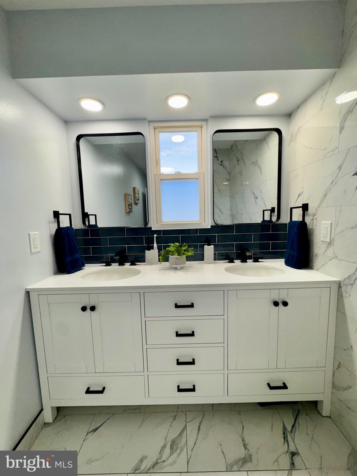 NESHAMINY VALLEY - Residential