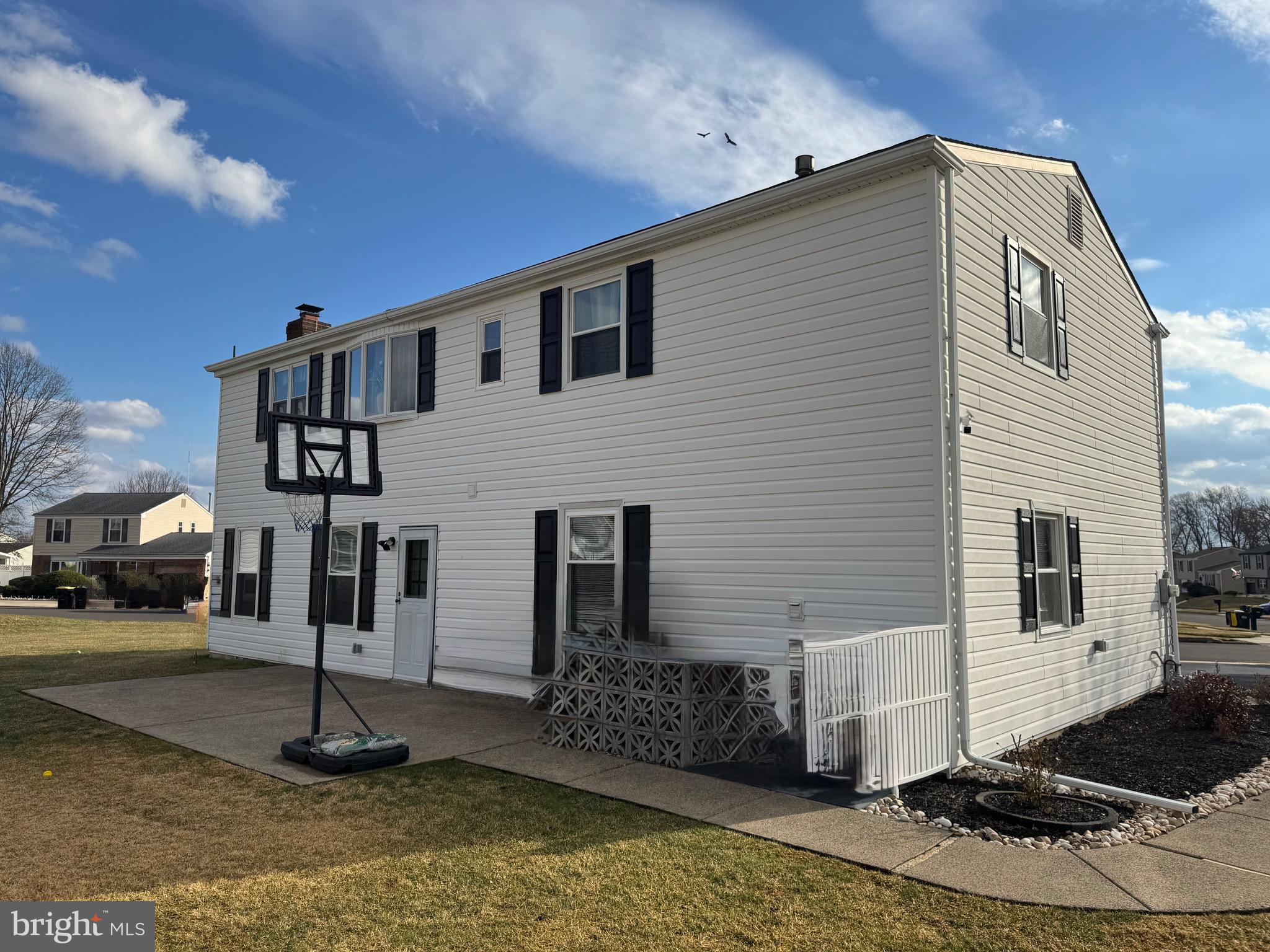 NESHAMINY VALLEY - Residential