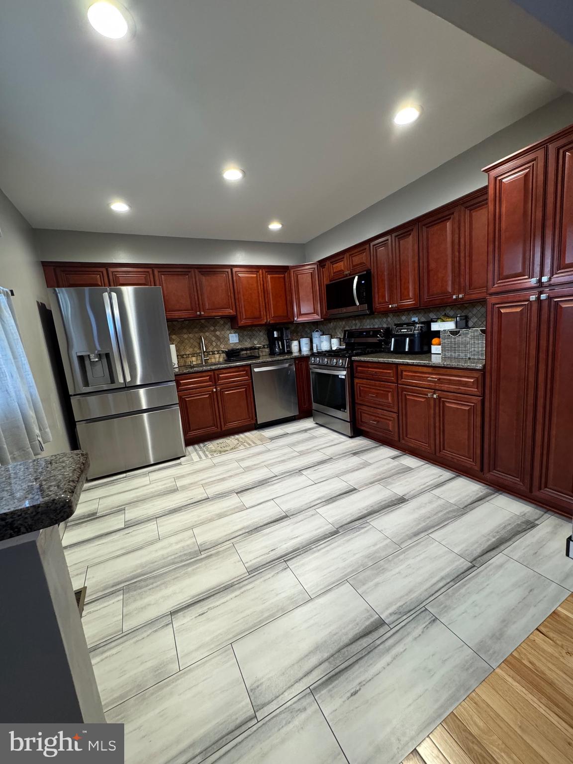 NESHAMINY VALLEY - Residential