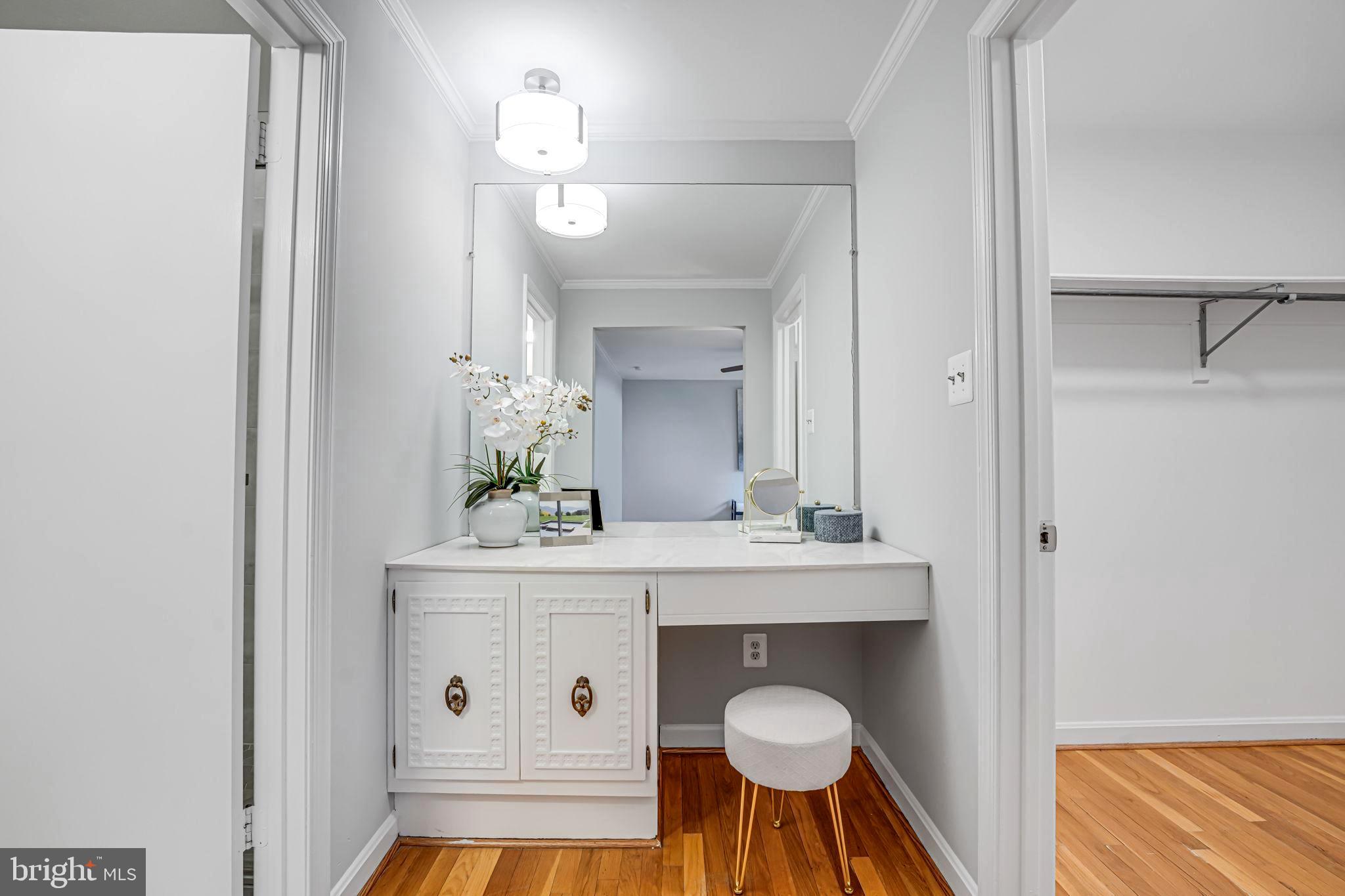 WESTMORELAND SQUARE - Residential