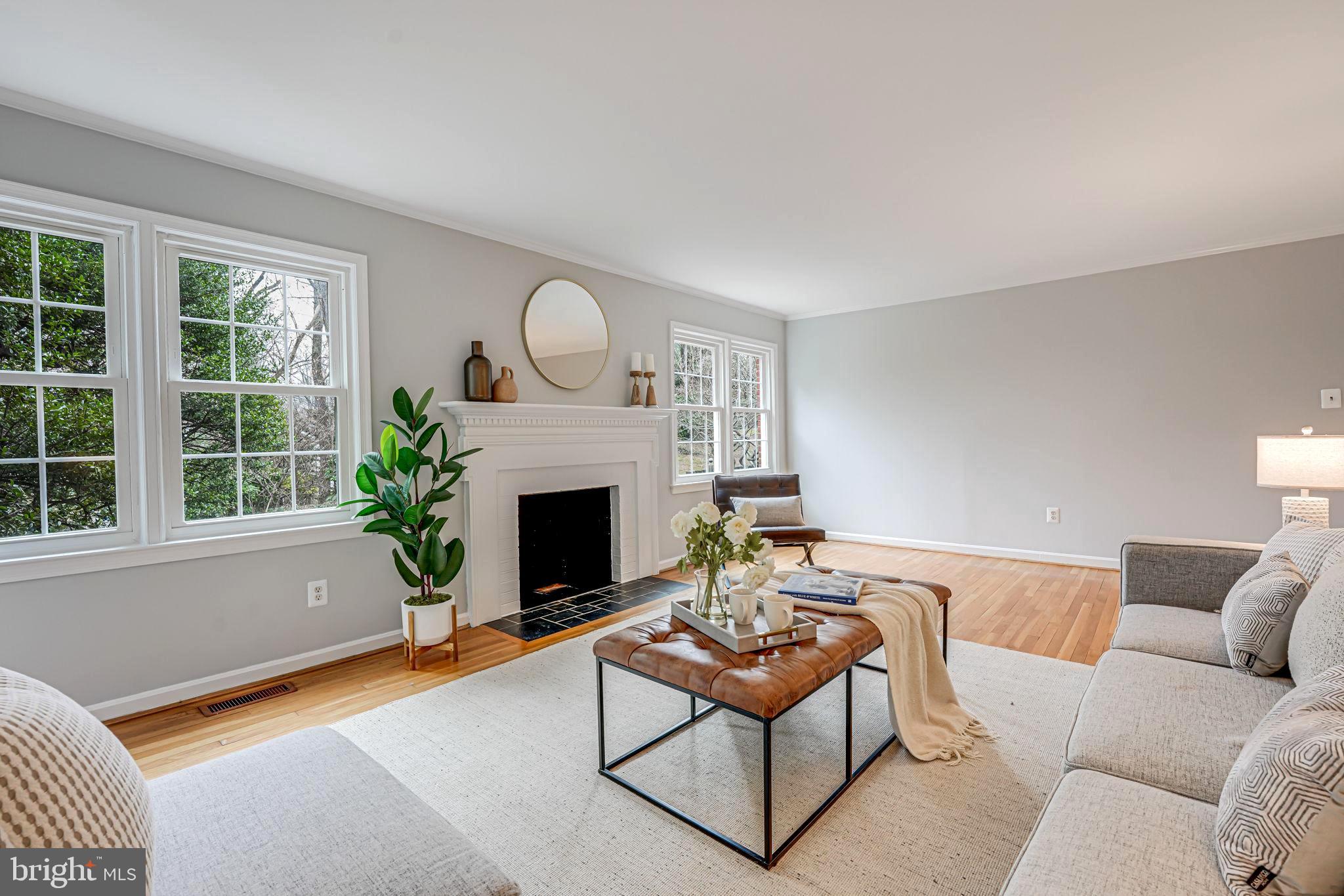 WESTMORELAND SQUARE - Residential