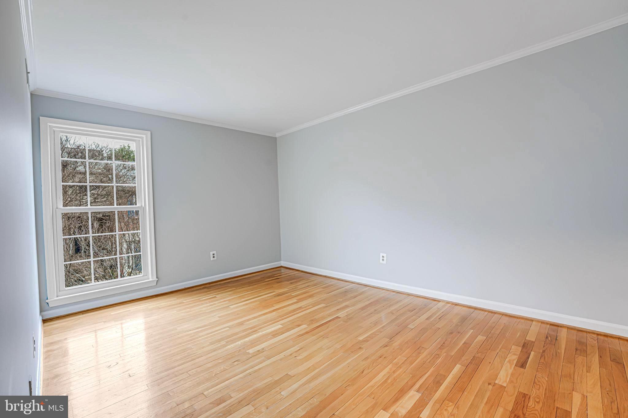 WESTMORELAND SQUARE - Residential