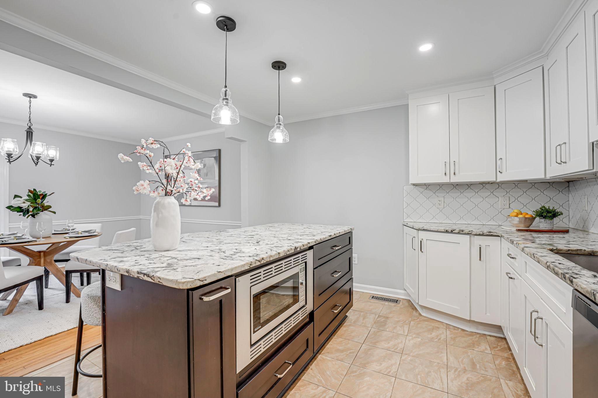 WESTMORELAND SQUARE - Residential