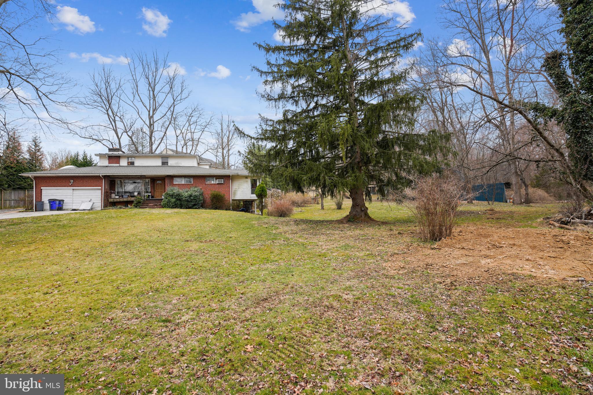 CLARKSVILLE HUNT - Residential