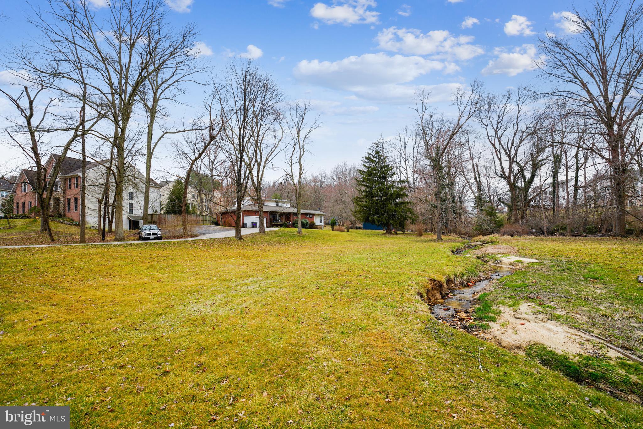 CLARKSVILLE HUNT - Residential