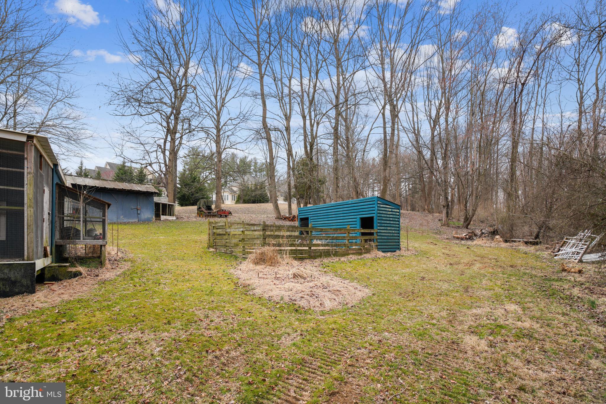 CLARKSVILLE HUNT - Residential