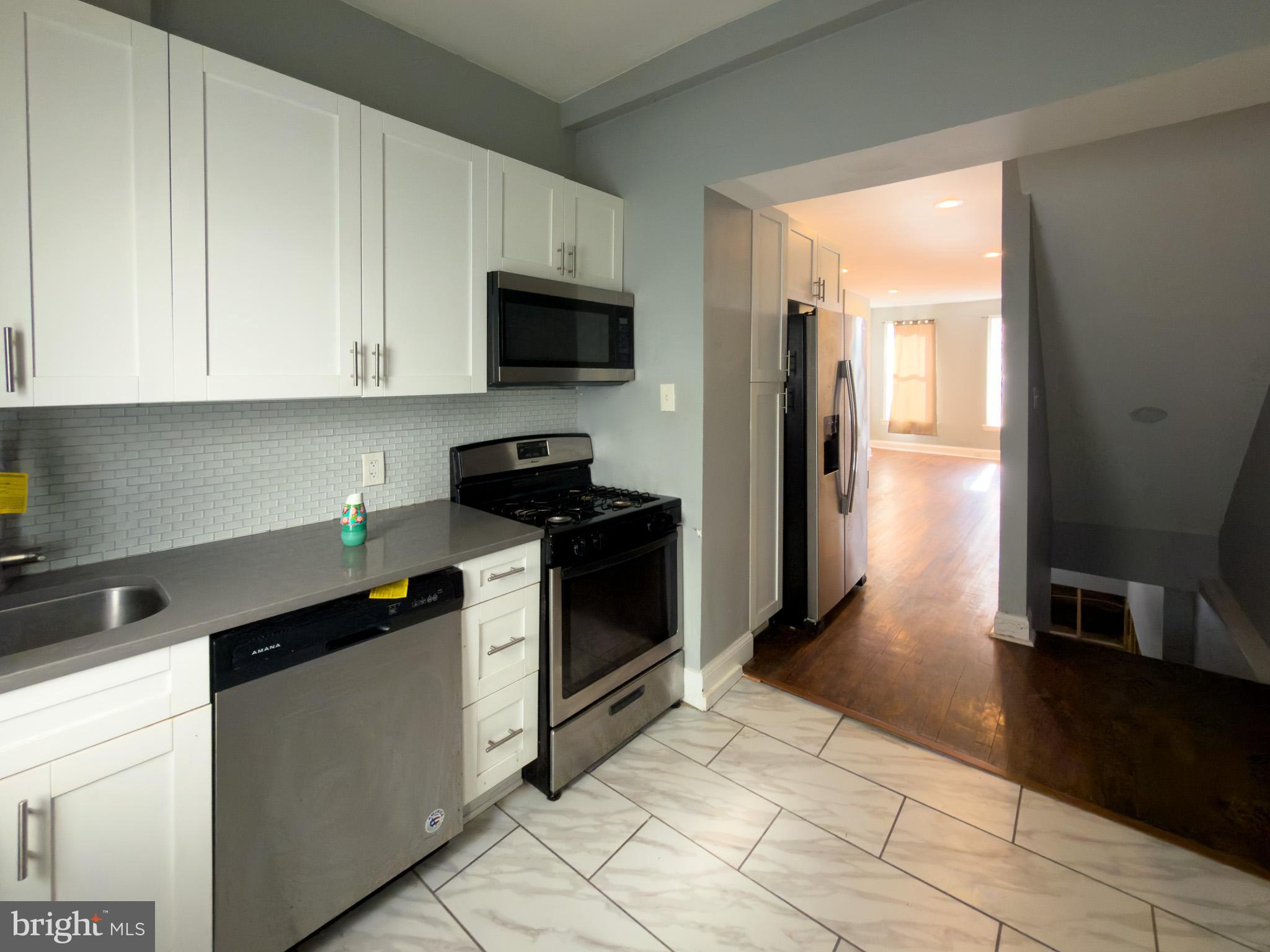 2517 W SEYBERT STREET