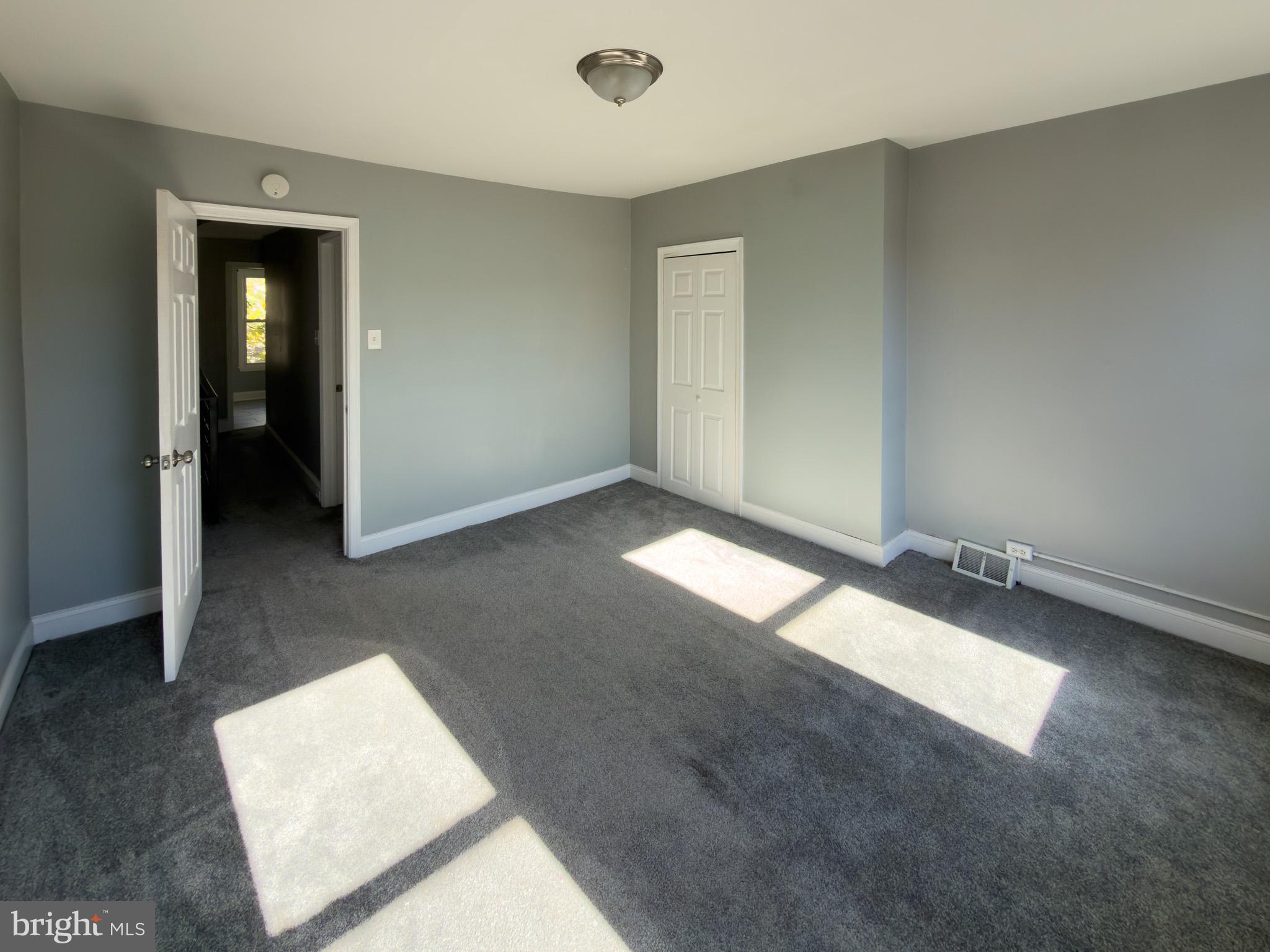 SHARSWOOD - Residential