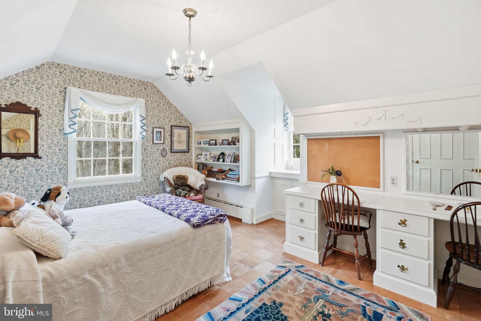 DARNESTOWN OUTSIDE - Residential