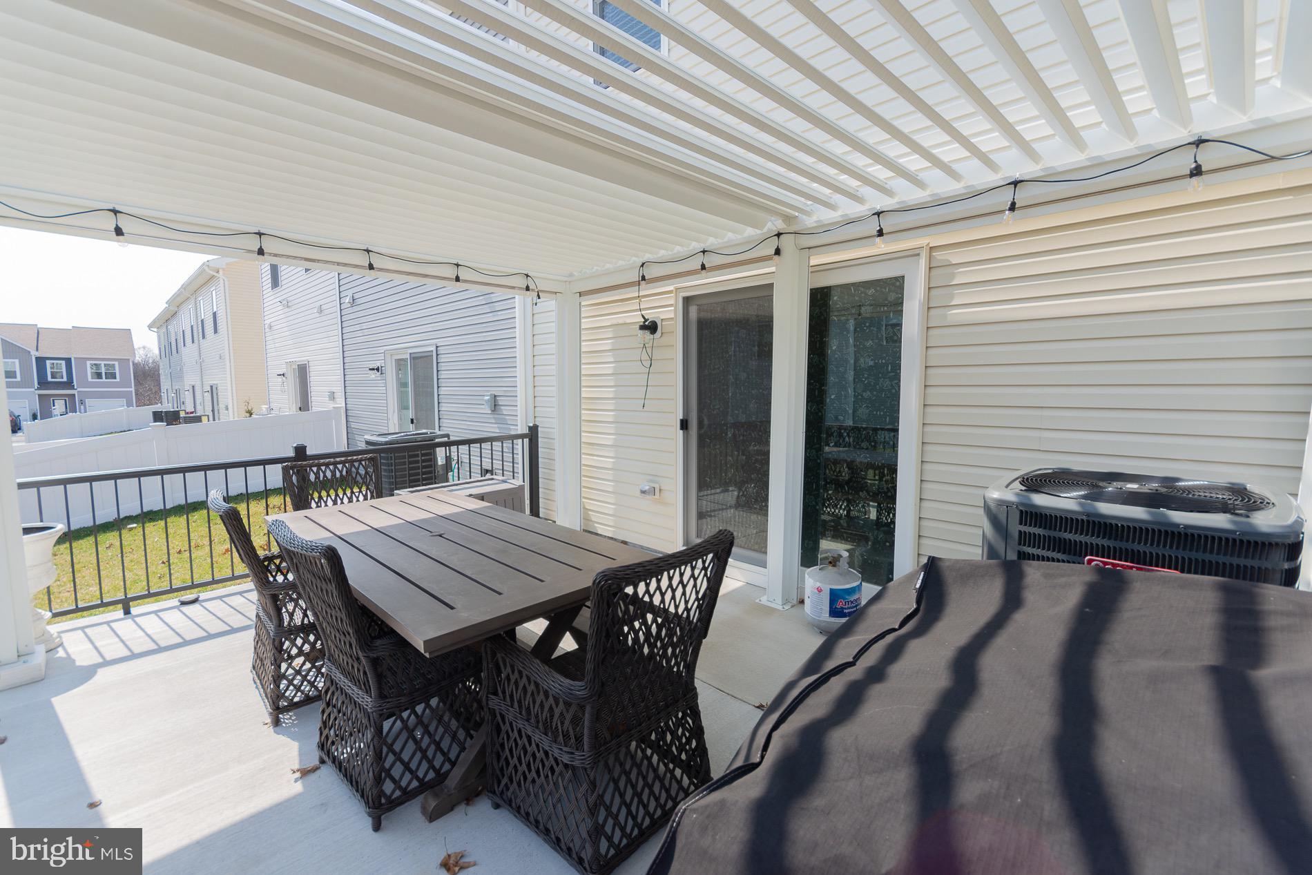 HOMEPLACE AT RIVERSIDE - Residential