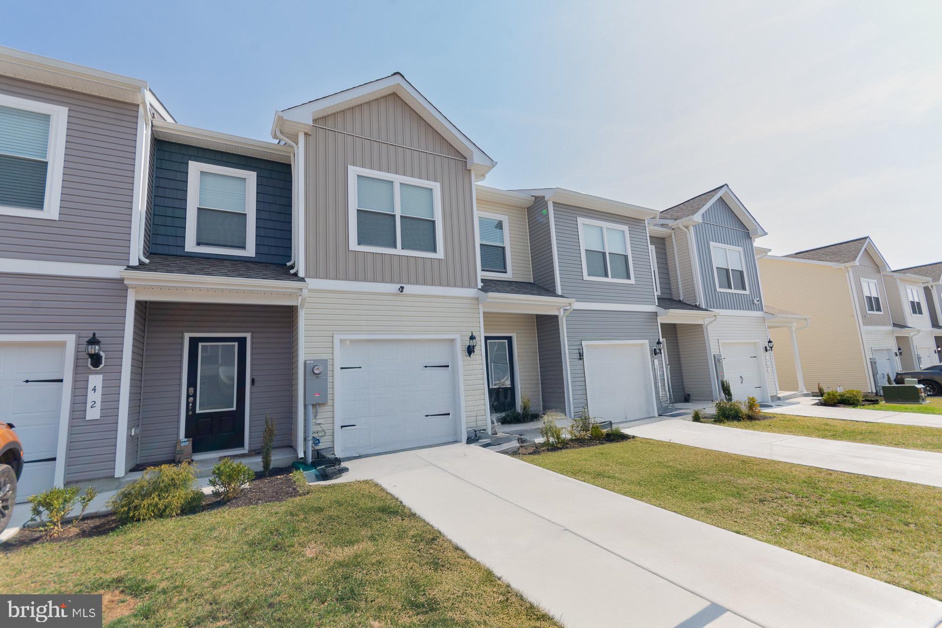 HOMEPLACE AT RIVERSIDE - Residential