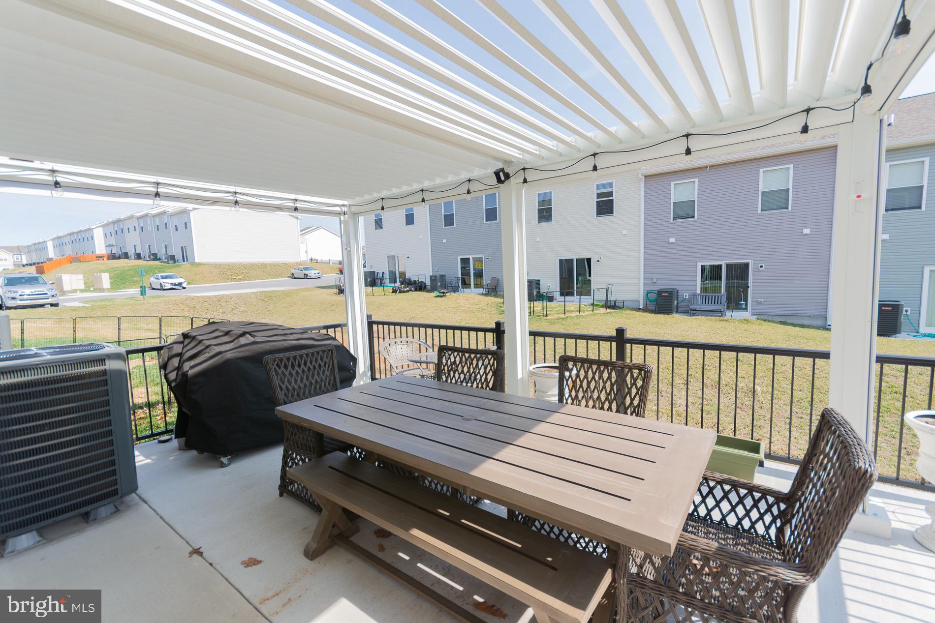 HOMEPLACE AT RIVERSIDE - Residential