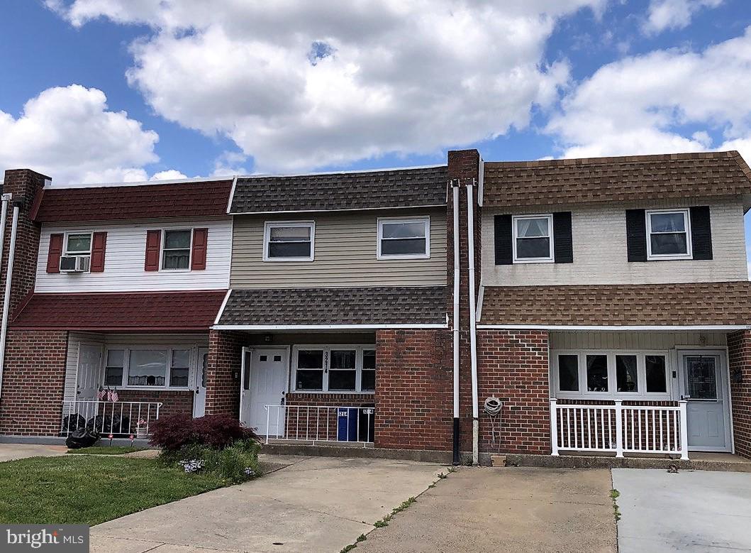 PARKWOOD - Residential Lease