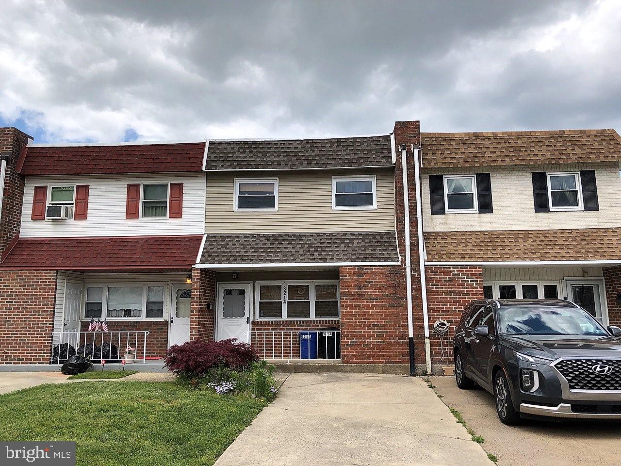 PARKWOOD - Residential Lease