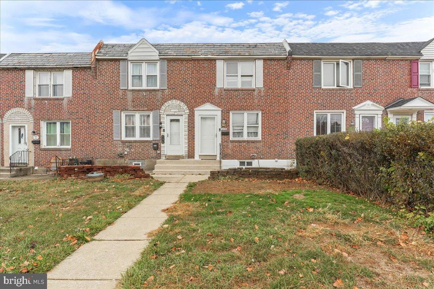 Move in condition home professionally painted top to bottom. Features new wall to wall carpet on 2nd floor and in finished basement area. Kitchen has new gas range and dishwasher. Basement has powder room and laundry area. Gas heat and central is less than one year old.  Roof replaced three years ago. Great price for a Westbrook Park home !