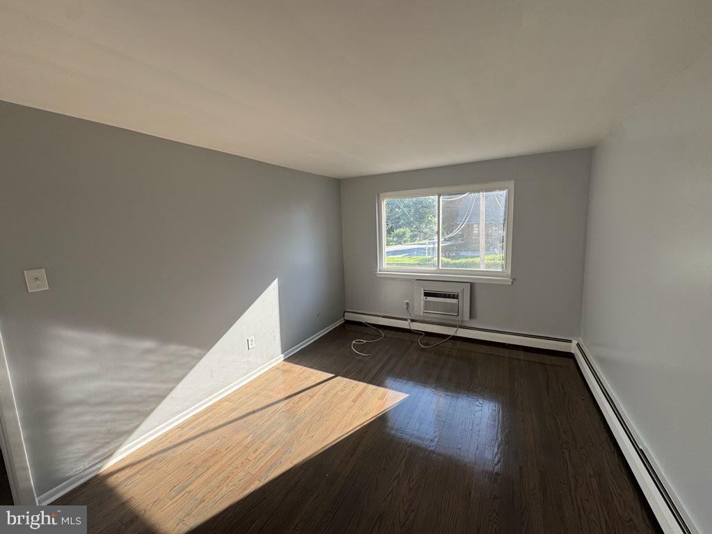 YEADON - Residential Lease