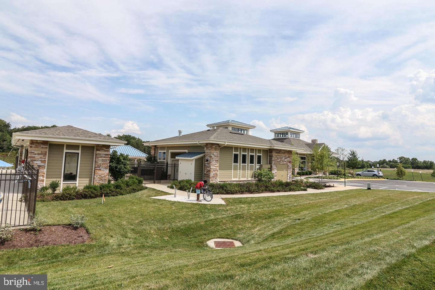 WESTMOORE AT MOOREFIELD - Residential Lease