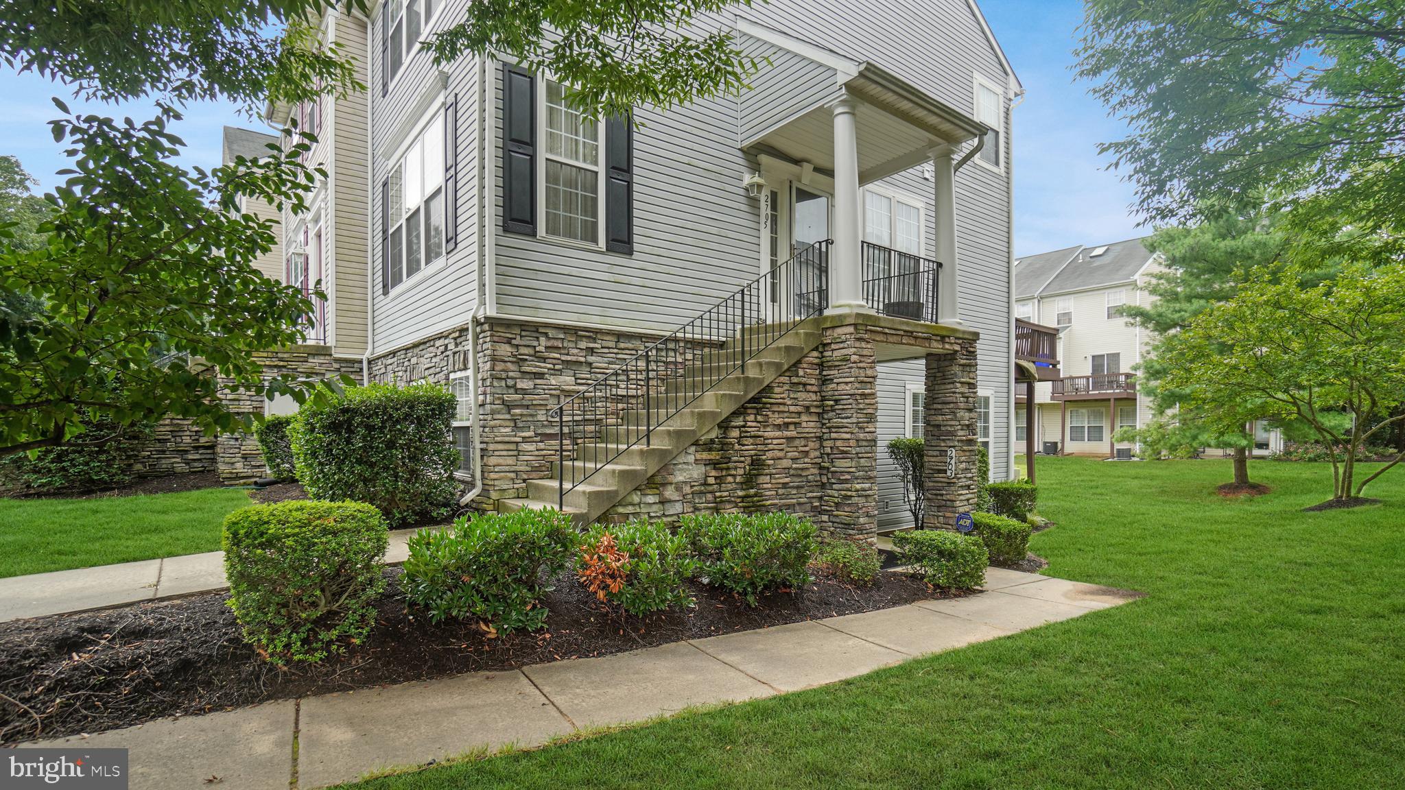 PINEY ORCHARD - Residential