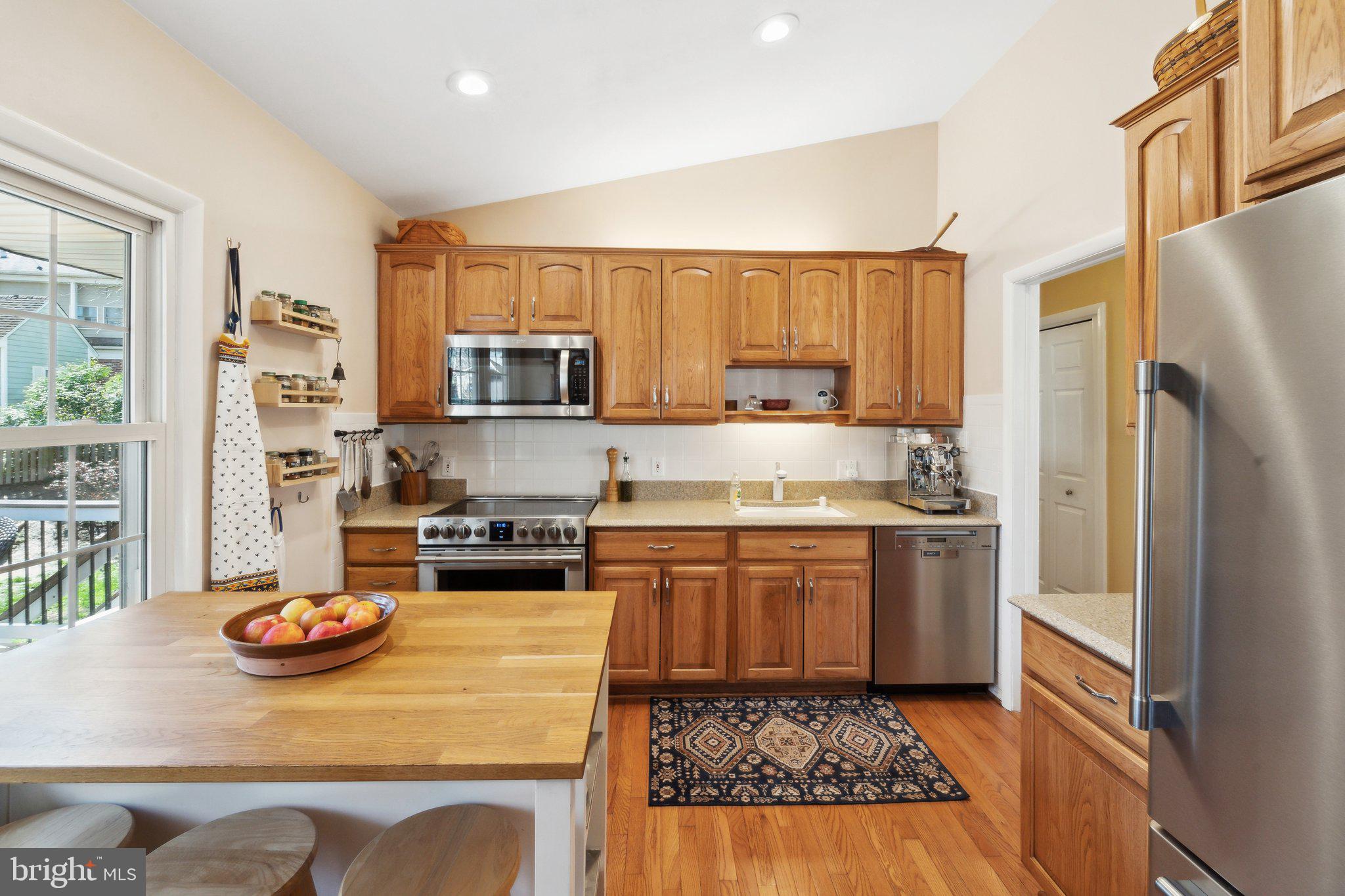 STRATFORD LANDING - Residential