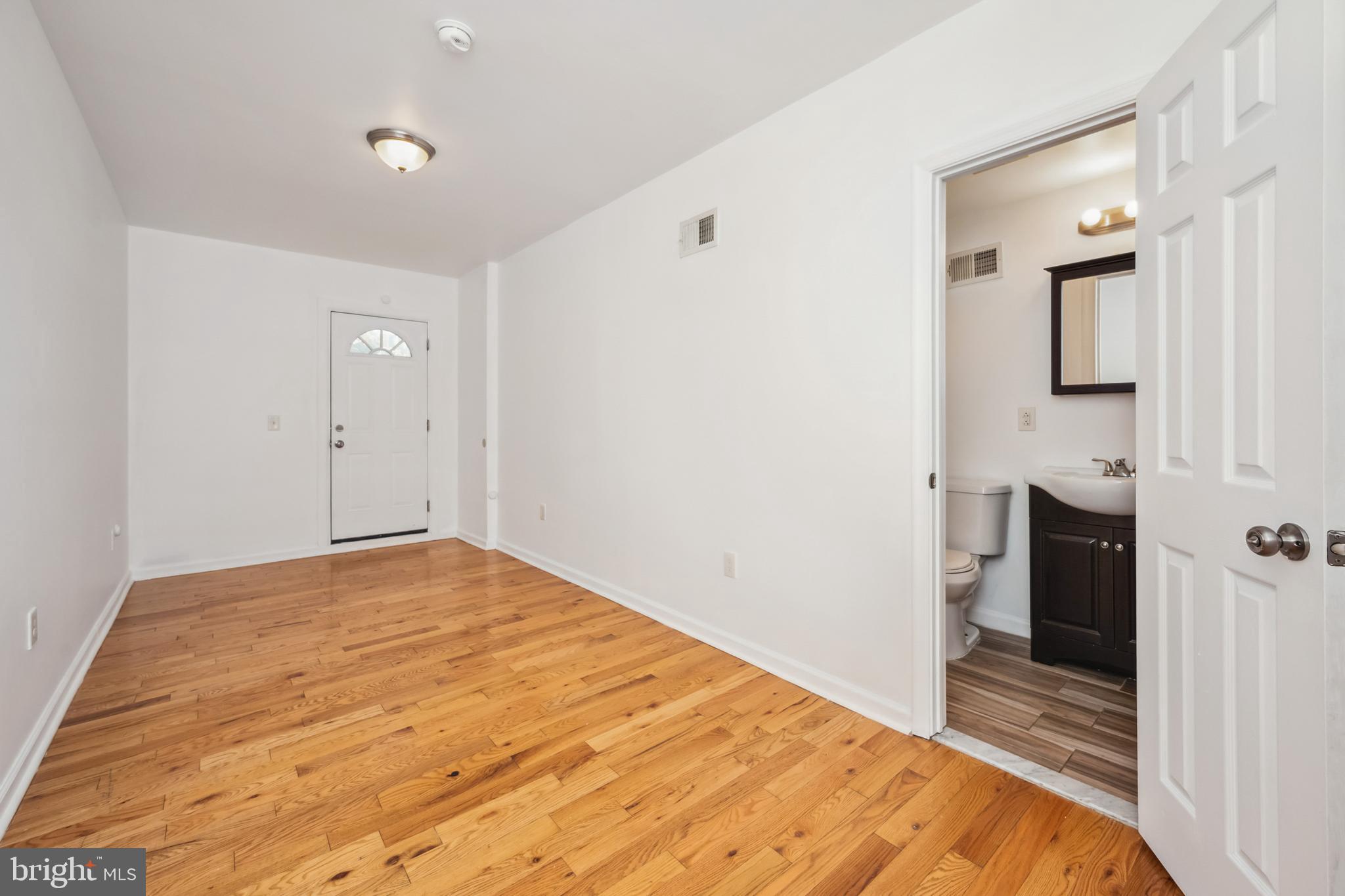 PHILADELPHIA - Residential