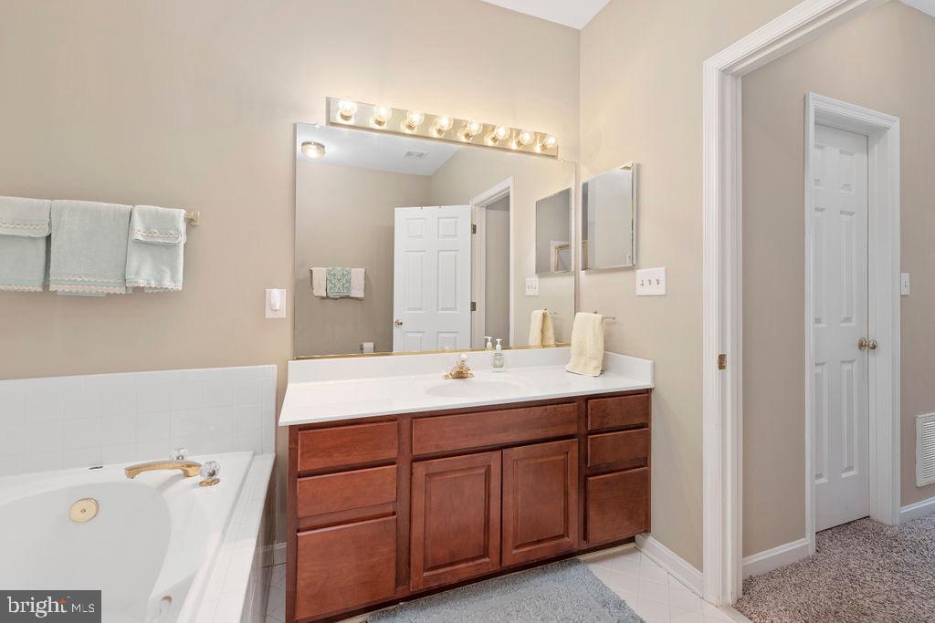 TURNBERRY WEST SEC 5 - Residential